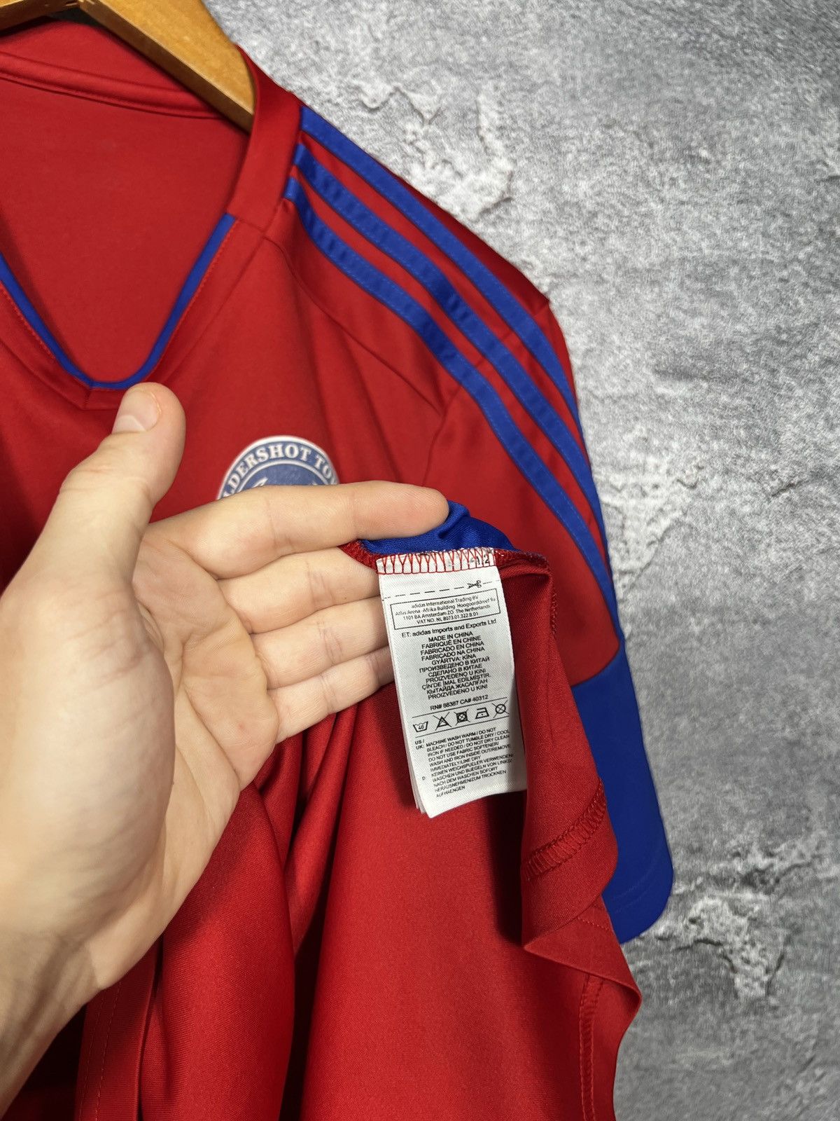 Adidas Adidas Aldershot Town Jersey T-shirt Size M Size US M / EU 48-50 / 2 - 13 Thumbnail