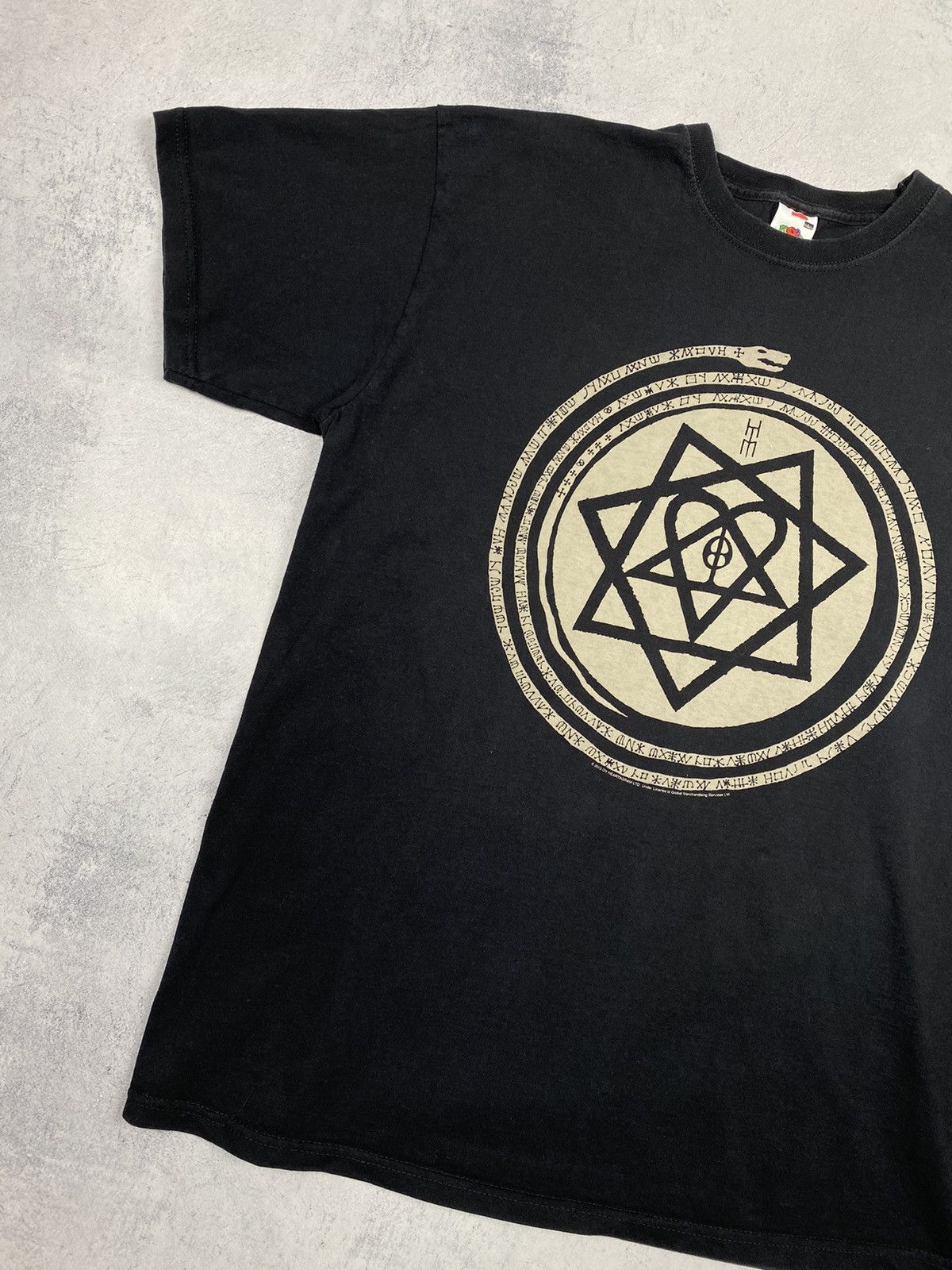 Band Tees × Vintage 2013 HIM Goth Metal Heartagram Tour Tee Y2K Size US L / EU 52-54 / 3 - 5 Thumbnail