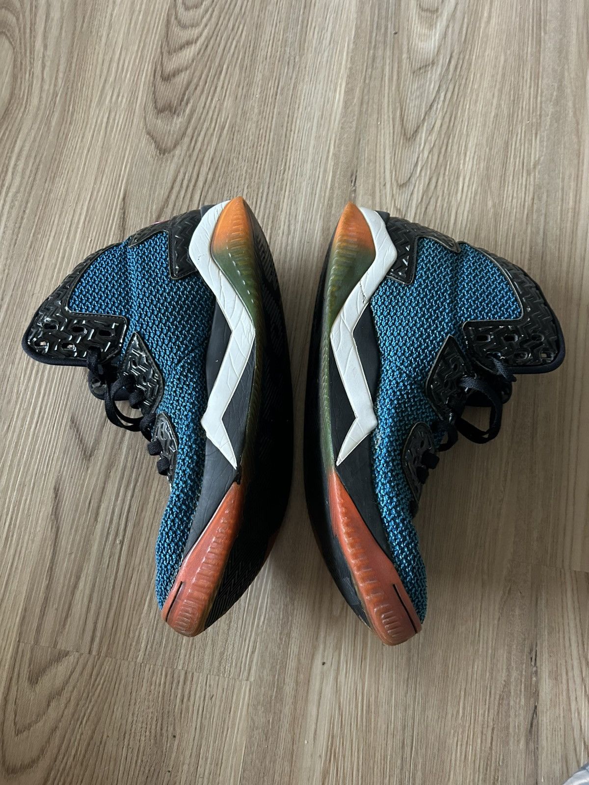 Jordan Brand 2015 Jordan Spike Forty Basketball Shoes size 12 Size US 12 / EU 45 - 5 Thumbnail