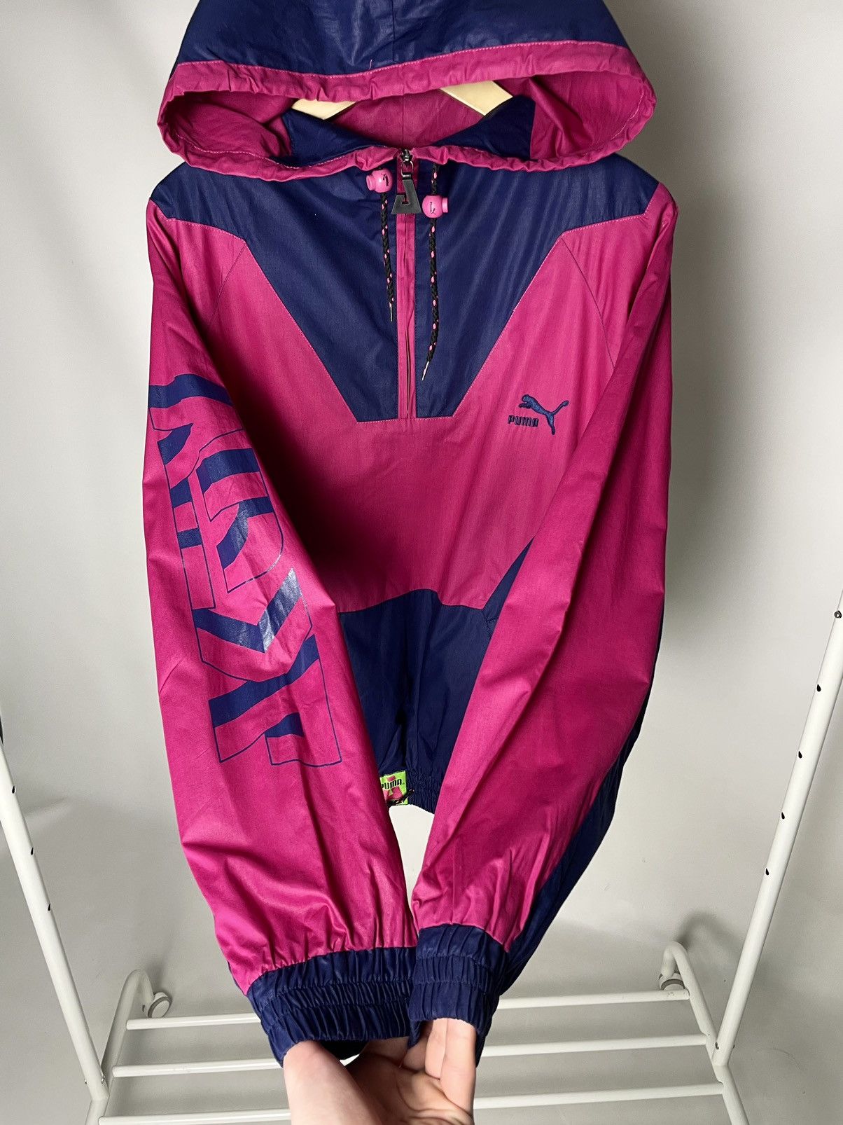 Puma Puma 😈 Vintage Pink Rain Light Hooded Supreme Jacket Size US L / EU 52-54 / 3 - 9 Thumbnail