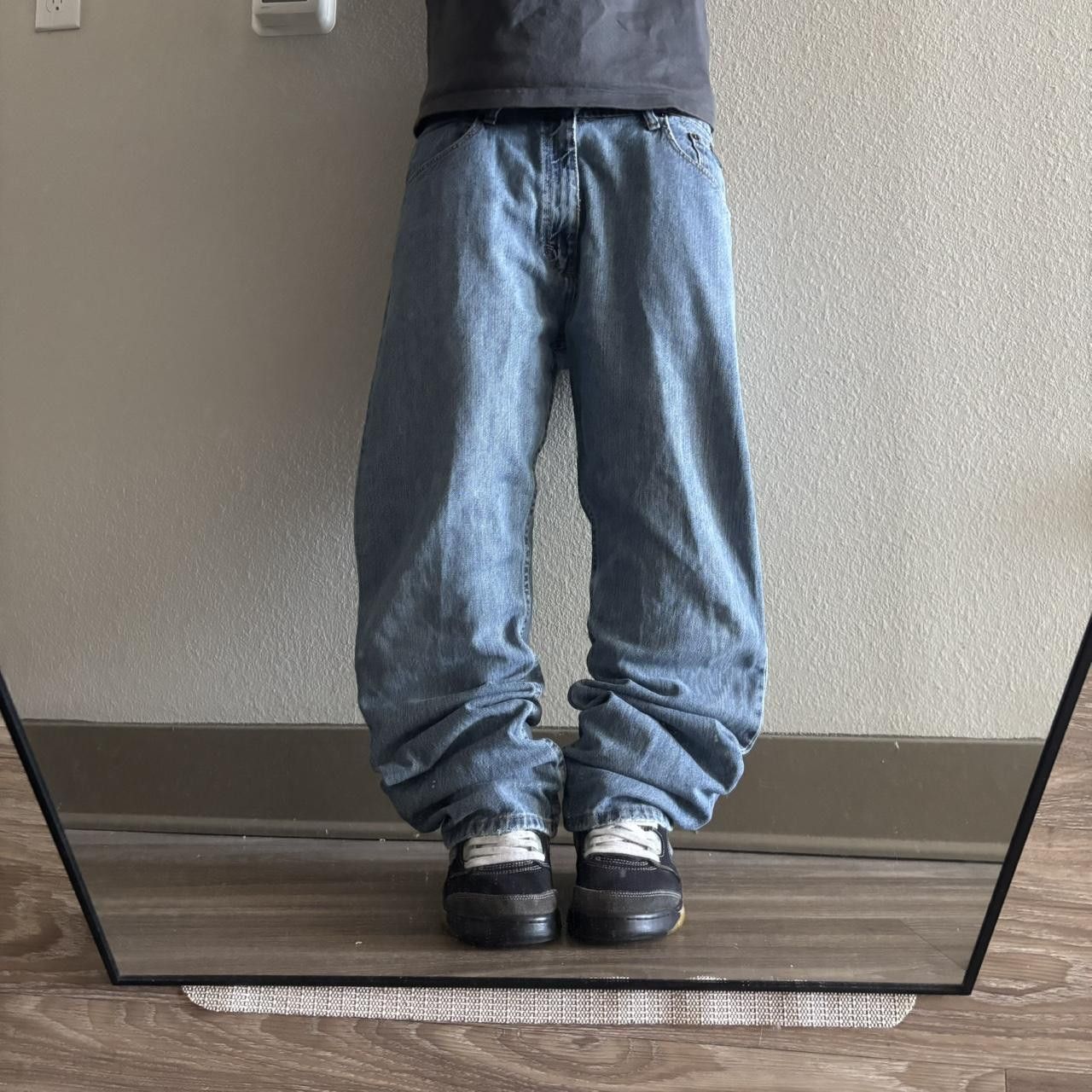 Vintage Crazy Vintage Y2K/2000s Grunge Dark Wash Essential Denim Jeans! 35x30 Size US 35 - 1 Thumbnail
