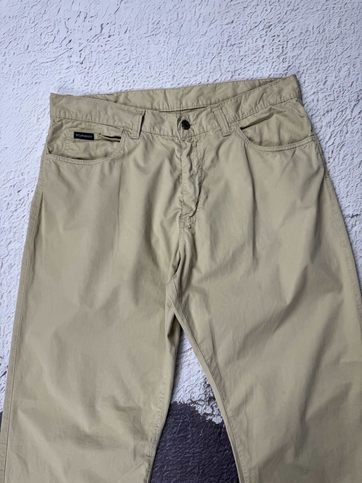 Yves Saint Laurent Yves Saint Laurent vintage beige pocket logo chino pants Size US 36 / EU 52 - 7 Thumbnail