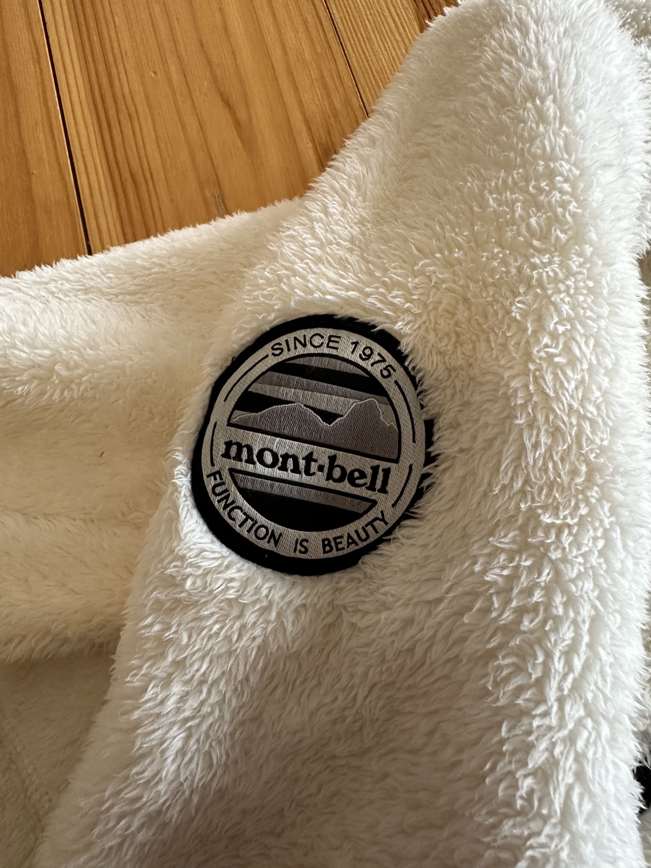 Montbell Montbell White Heavy Sherpa Medium Men's Size US M / EU 48-50 / 2 - 7 Thumbnail