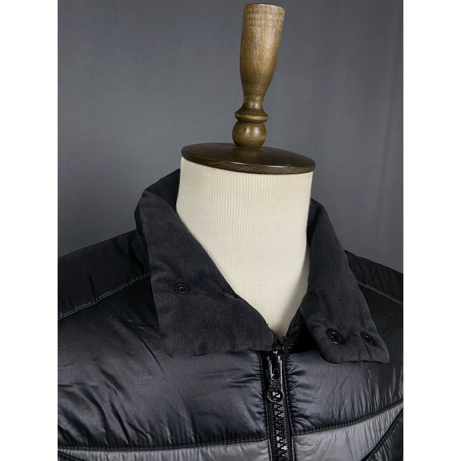 Fay Fay Men's Black Padded Insulated Quilted Jacket Size L Size US L / EU 52-54 / 3 - 7 Thumbnail