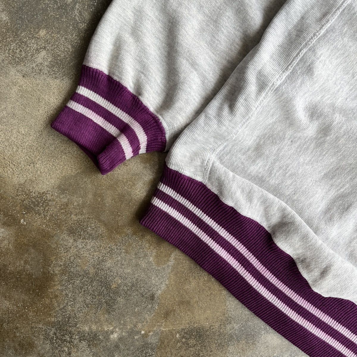 Champion Sweatshirt Champion Reverse Weave Vintage Size US M / EU 48-50 / 2 - 5 Thumbnail