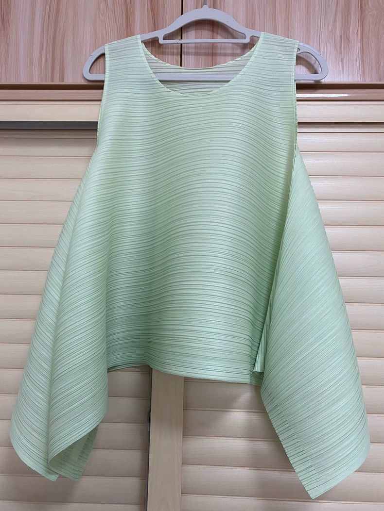 Issey Miyake Issey Miyake Pleated Sleeveless Top - dmc Size US M / EU 48-50 / 2 - 1 Thumbnail