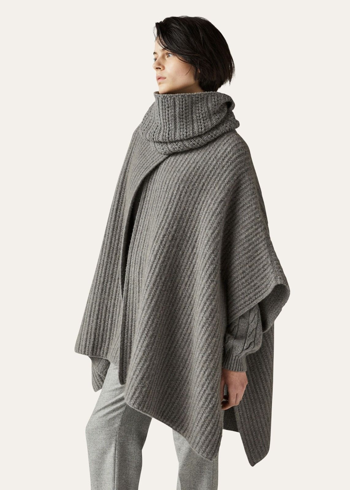 Loro Piana o1srvl11e0824 Size: OS / Waipara Cashmere Cape in Grey Size ONE SIZE - 6 Thumbnail