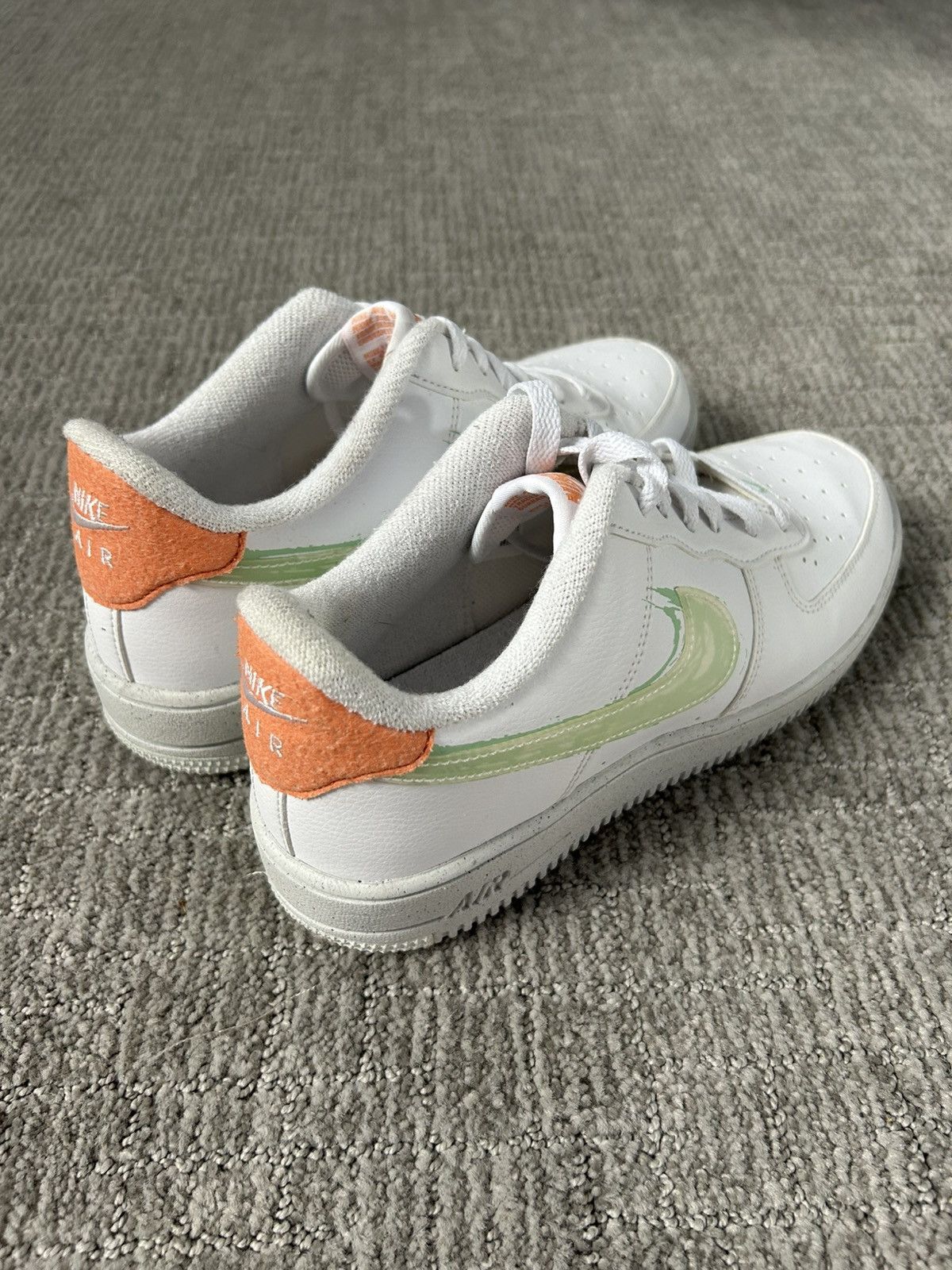 Nike Nike Air Force 1 “Brushstroke” White and Green Size US 8 / IT 38 - 4 Thumbnail
