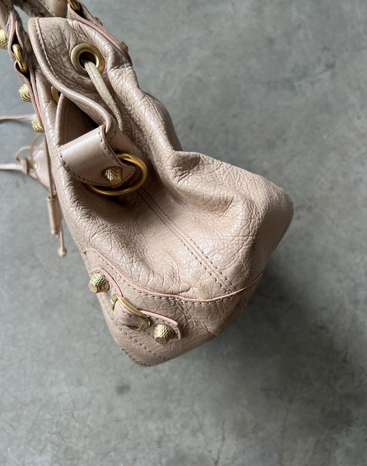 Balenciaga Balenciaga - Motocross Giant 21 Pompon Leather Bucket Bag Size ONE SIZE - 9 Thumbnail