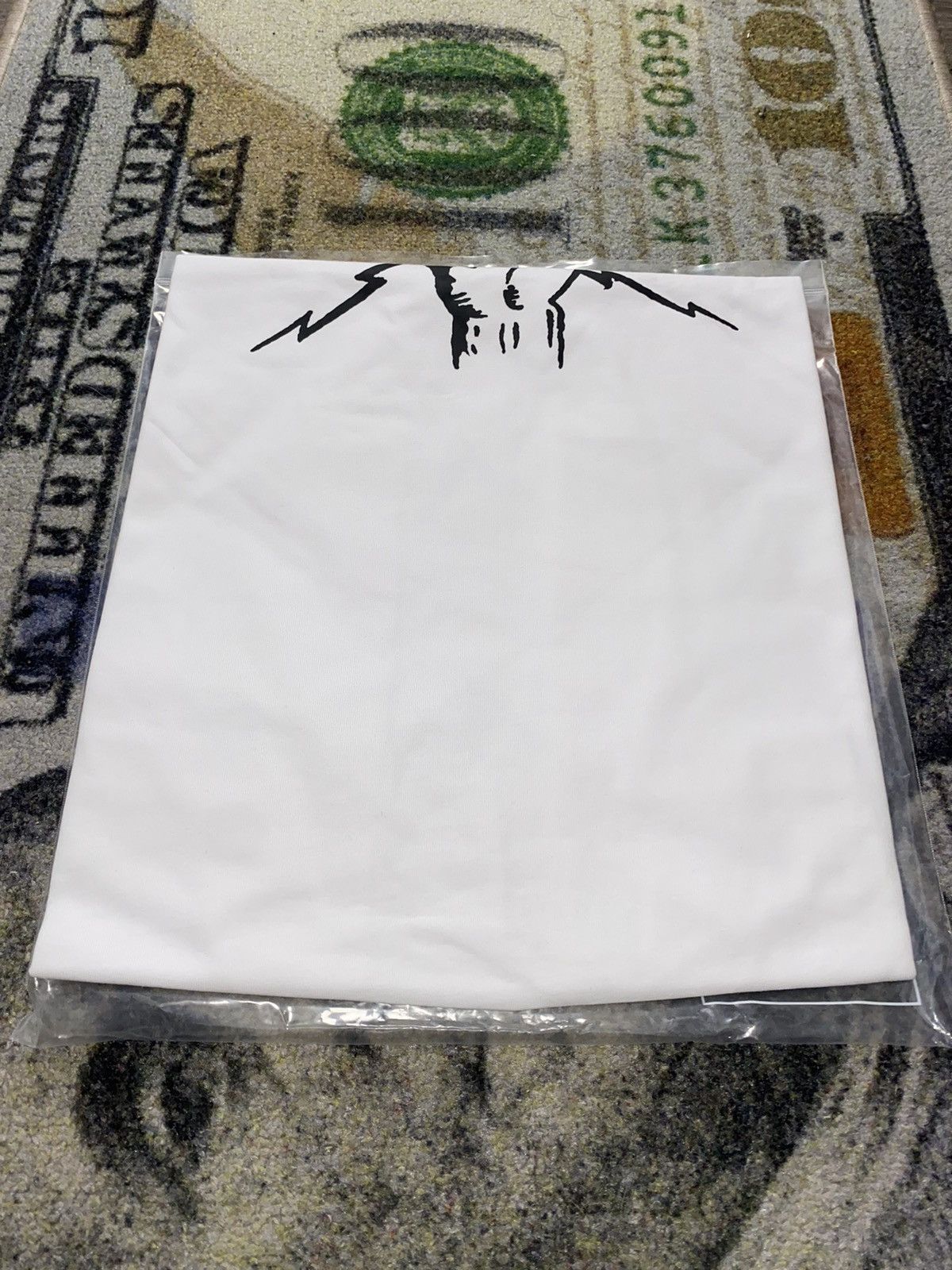 Palace Palace Shocking Behavior T-Shirt White Size US XL / EU 56 / 4 - 2 Thumbnail