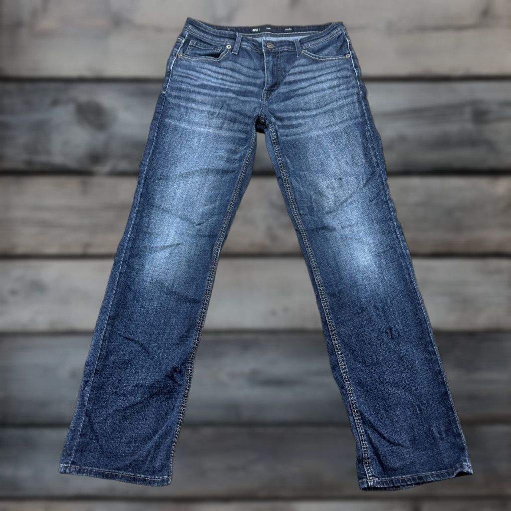 BKE Tyler Jeans Main Selling Point Men 33x34 Jeans Regular Fit Blue Dark Wash 5-Pocket Denim Cotton Rayon Buckle Logo USA Mens