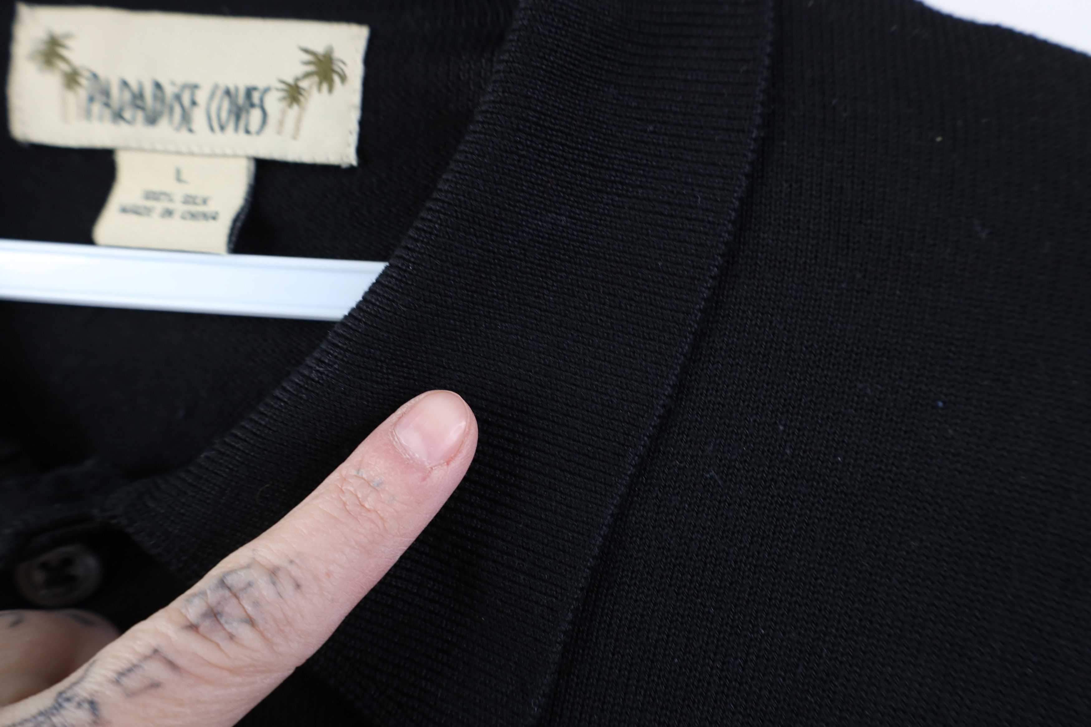 Vintage Vintage 90s Streetwear Silk Knit Collared Sweater Black Size US L / EU 52-54 / 3 - 6 Thumbnail