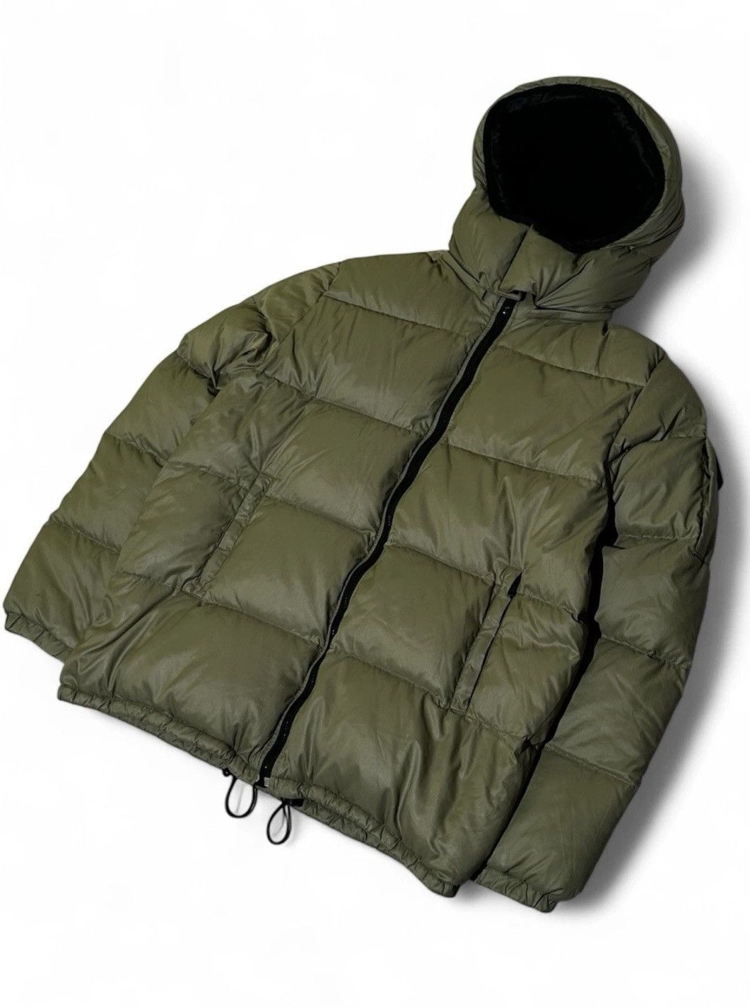 Moncler Moncler Puffer Down Jacket Luxury Rare Size US M / EU 48-50 / 2 - 3 Thumbnail