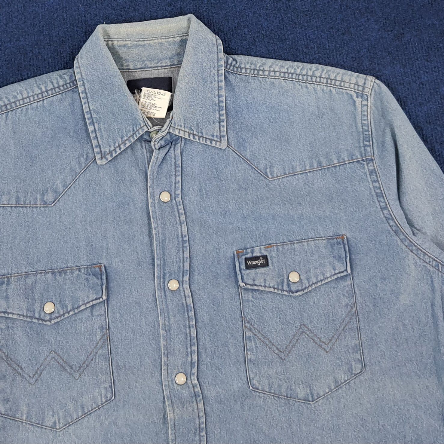 Vintage × Wrangler Vintage Wrangler USA American Fashion Style Denim Shirt Size US XL / EU 56 / 4 - 2 Thumbnail