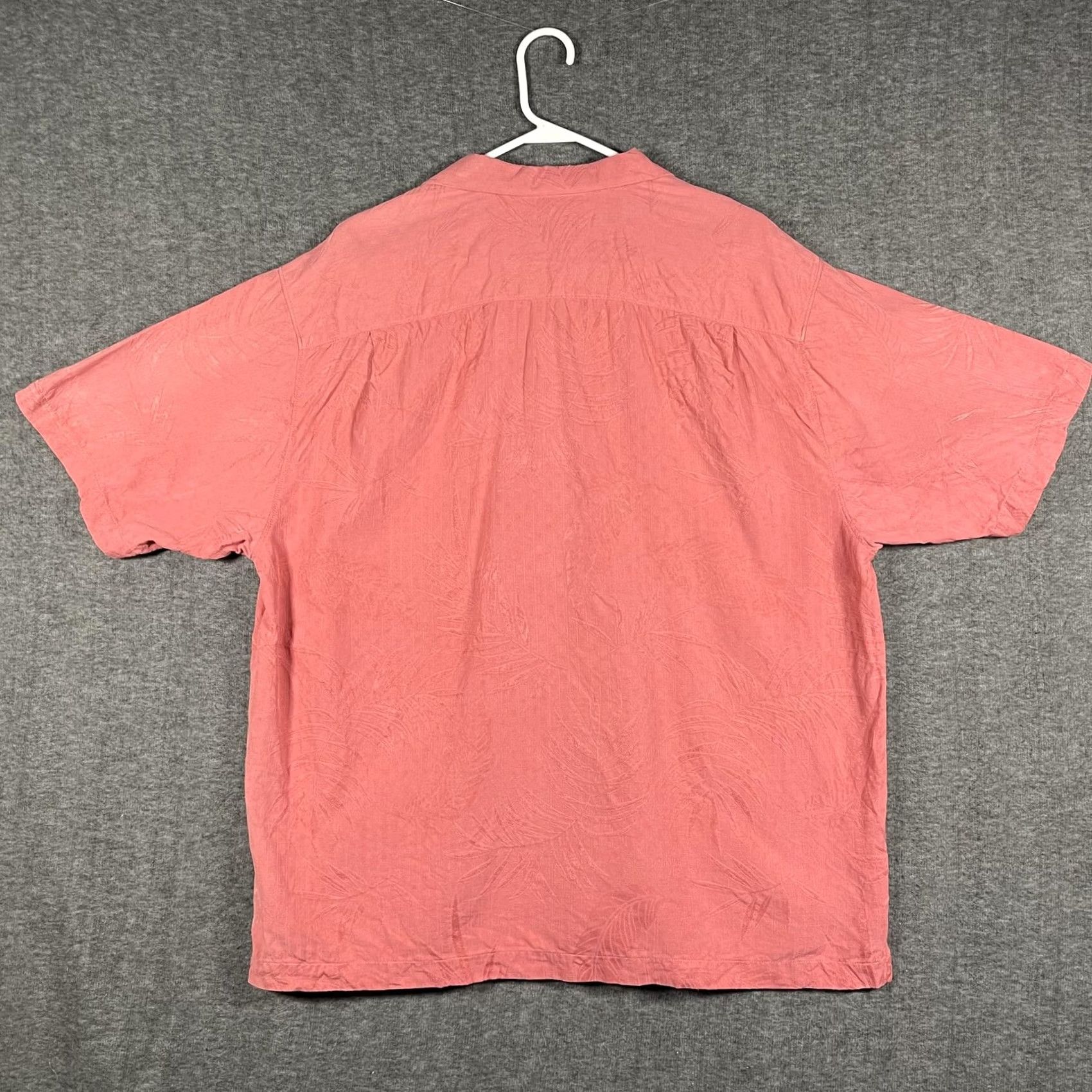 Tommy Bahama Tommy Bahama Shirt Mens XL Pink Silk Palm Leaf Camp Hawaiian Button Up Casual Size US XL / EU 56 / 4 - 3 Thumbnail