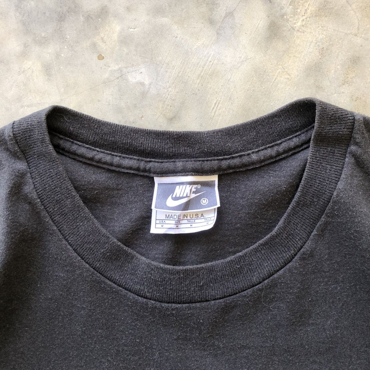 Nike NIKE Endorphins Rare Print Design T-Shirt Size US M / EU 48-50 / 2 - 5 Thumbnail
