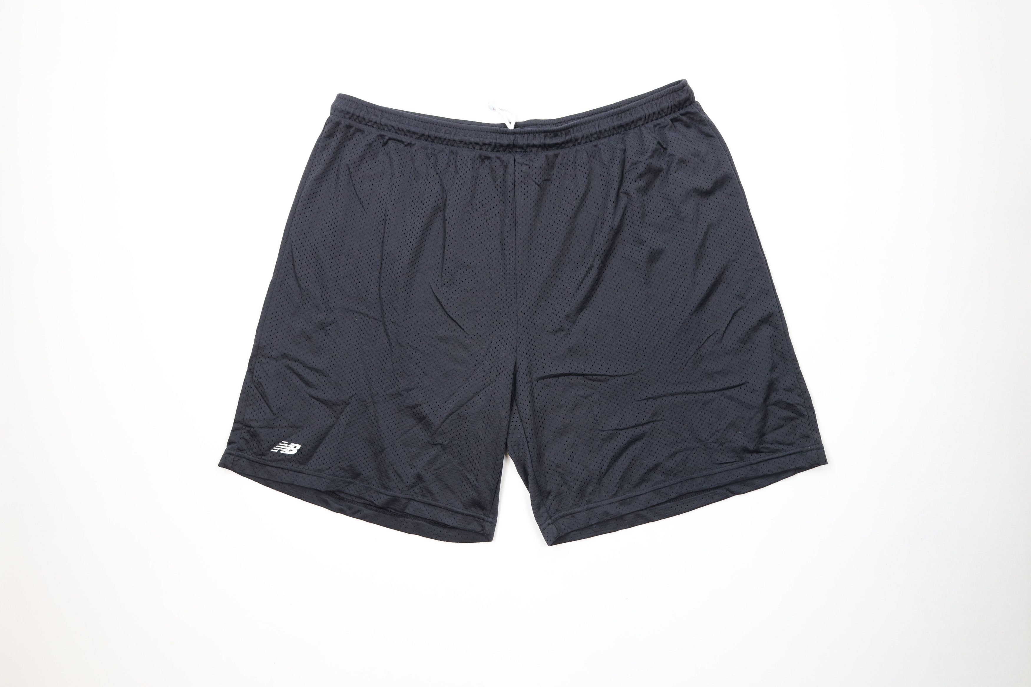 New Balance × Vintage Vintage 90s New Balance Above Knee Mesh Shorts Black Nylon Size US 38 / EU 54 - 1 Thumbnail