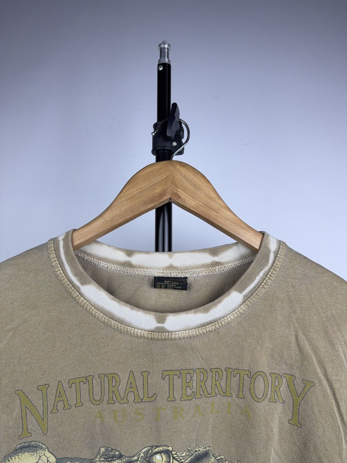 Vintage Animal Natural Territory Australia Crocodile Graphic T-Shirt Size US L / EU 52-54 / 3 - 2 Thumbnail
