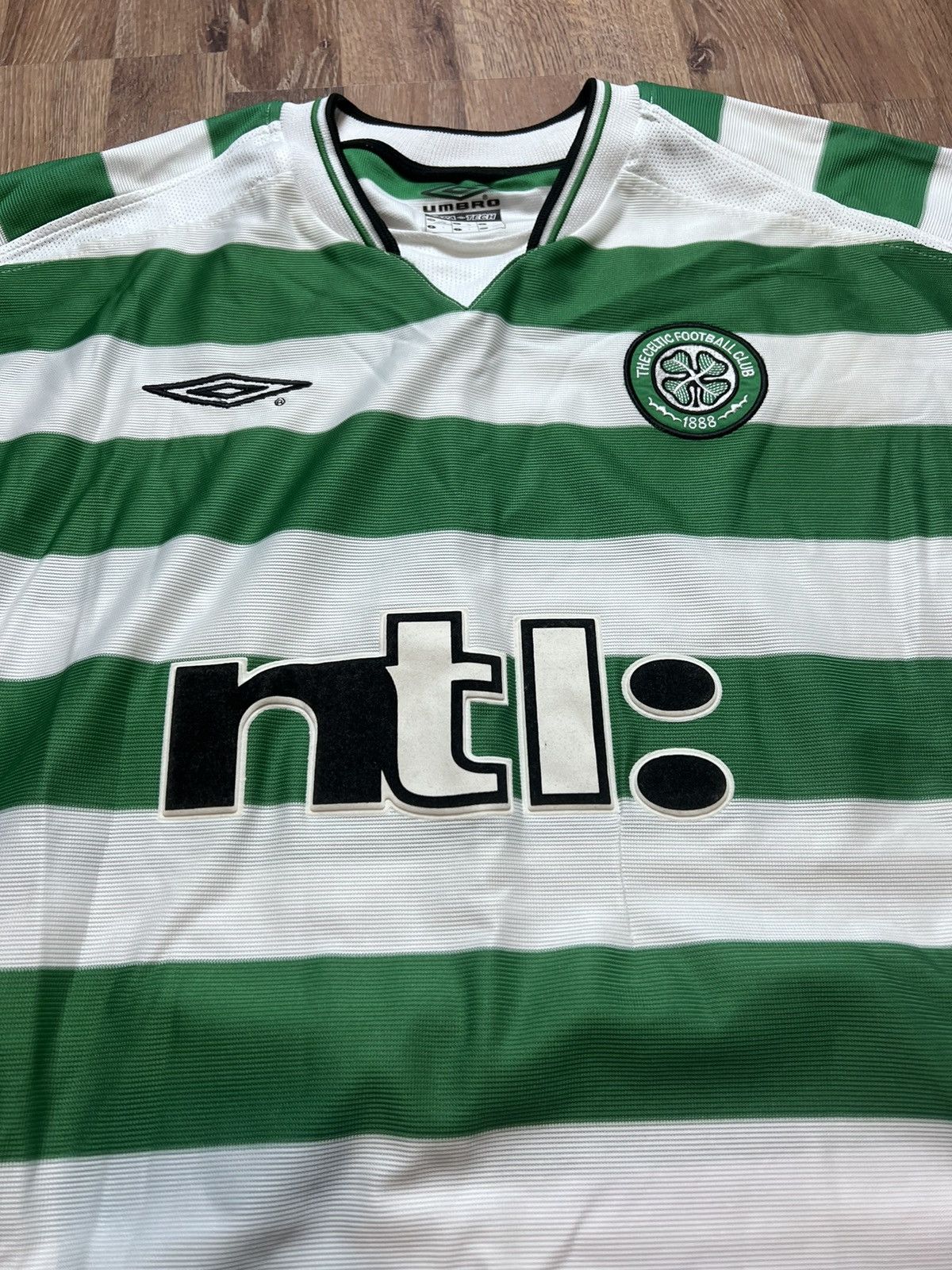 Umbro × Vintage Umbro Celtic jersey 2003 Size US L / EU 52-54 / 3 - 2 Thumbnail