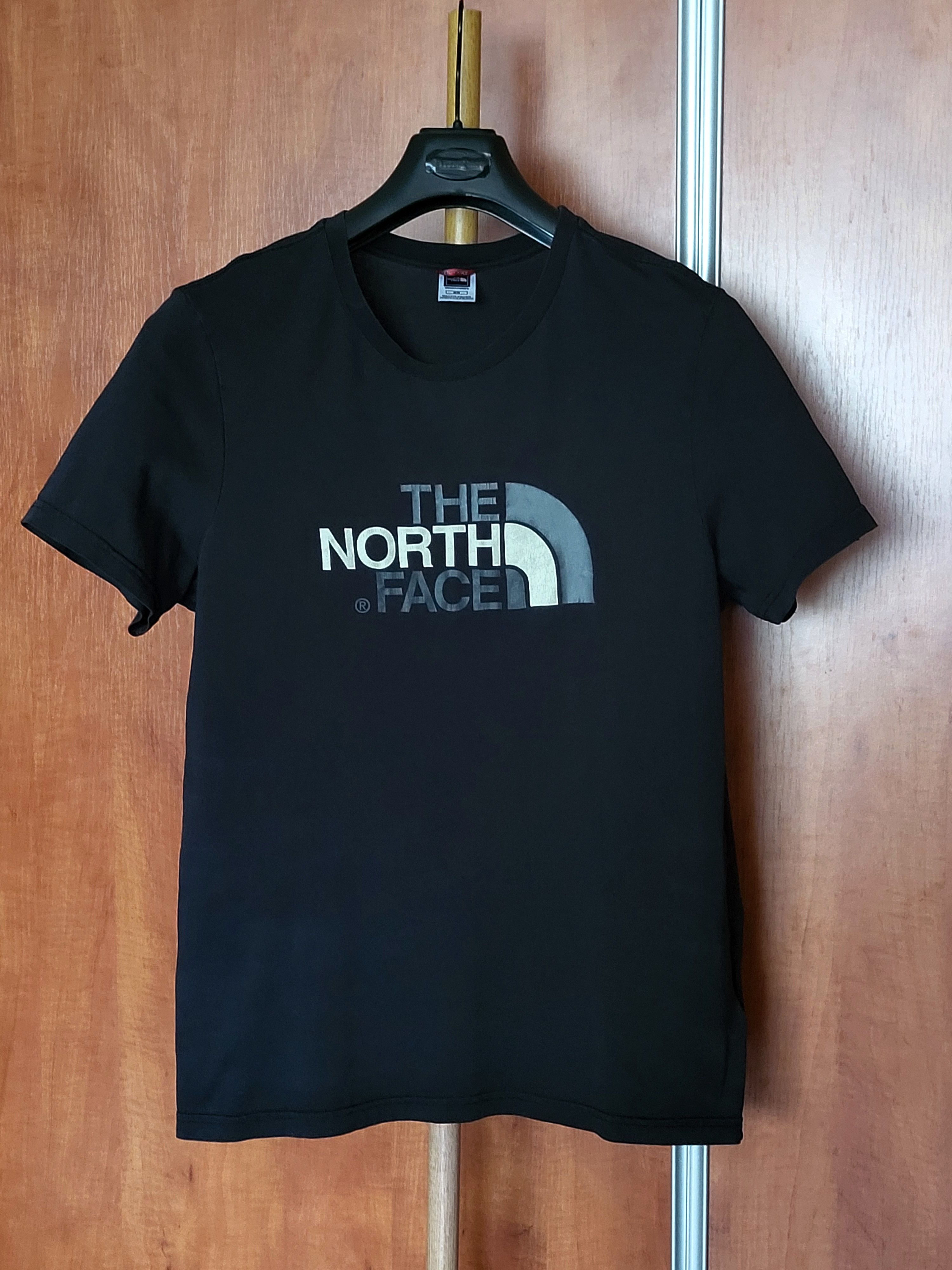 The North Face The North Face T-shirt Size M but fit L Size US M / EU 48-50 / 2 - 1 Thumbnail