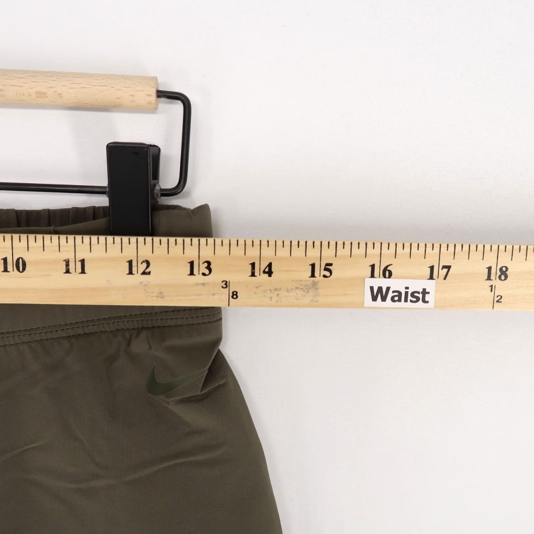 Nike - Keywords: "Nike Bliss," "Woven Pants," "Women," "S," "Green," "Dri Fit," "Elastic Waist," "Joggers," "Activewear," "Casual Size 28" / US 6 / IT 42 - 4 Thumbnail