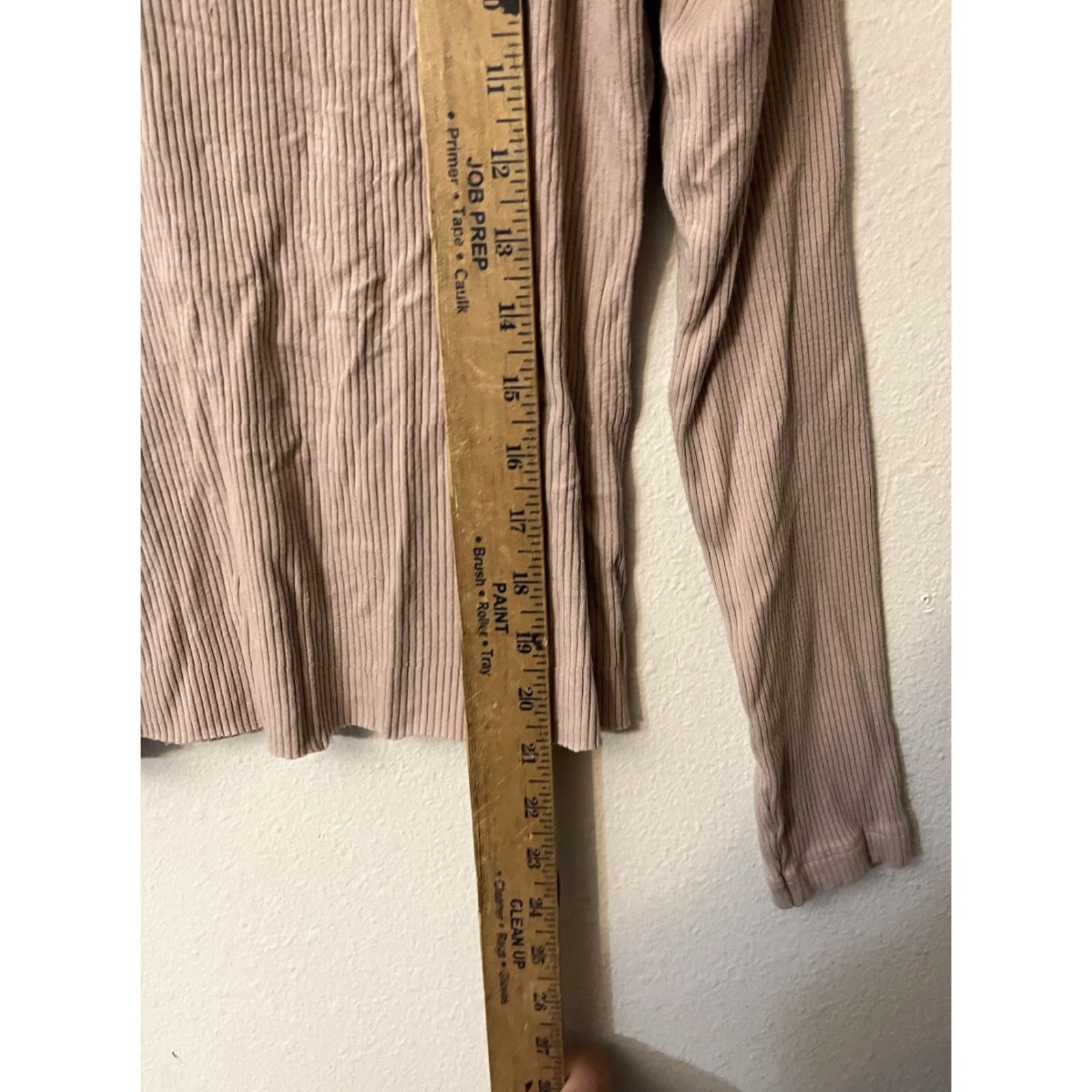 Vintage H&M Size M Women's Pink Ribbed Turtleneck Sweater Size M / US 6-8 / IT 42-44 - 4 Thumbnail