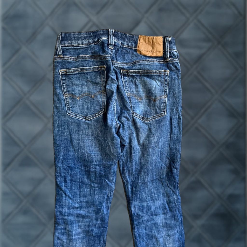 American Eagle Outfitters American Eagle Outfitters Jeans Mens Slim 38 Blue Distressed Denim 5-Pocket Straight Inseam 32 Cotton Blend Elastodiene Polyester Blend Shirt? Size US 38 / EU 54 - 1 Thumbnail