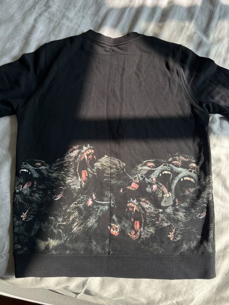 Givenchy Givenchy Double monkey/baboon gay zoo sweater Size US S / EU 44-46 / 1 - 3 Thumbnail