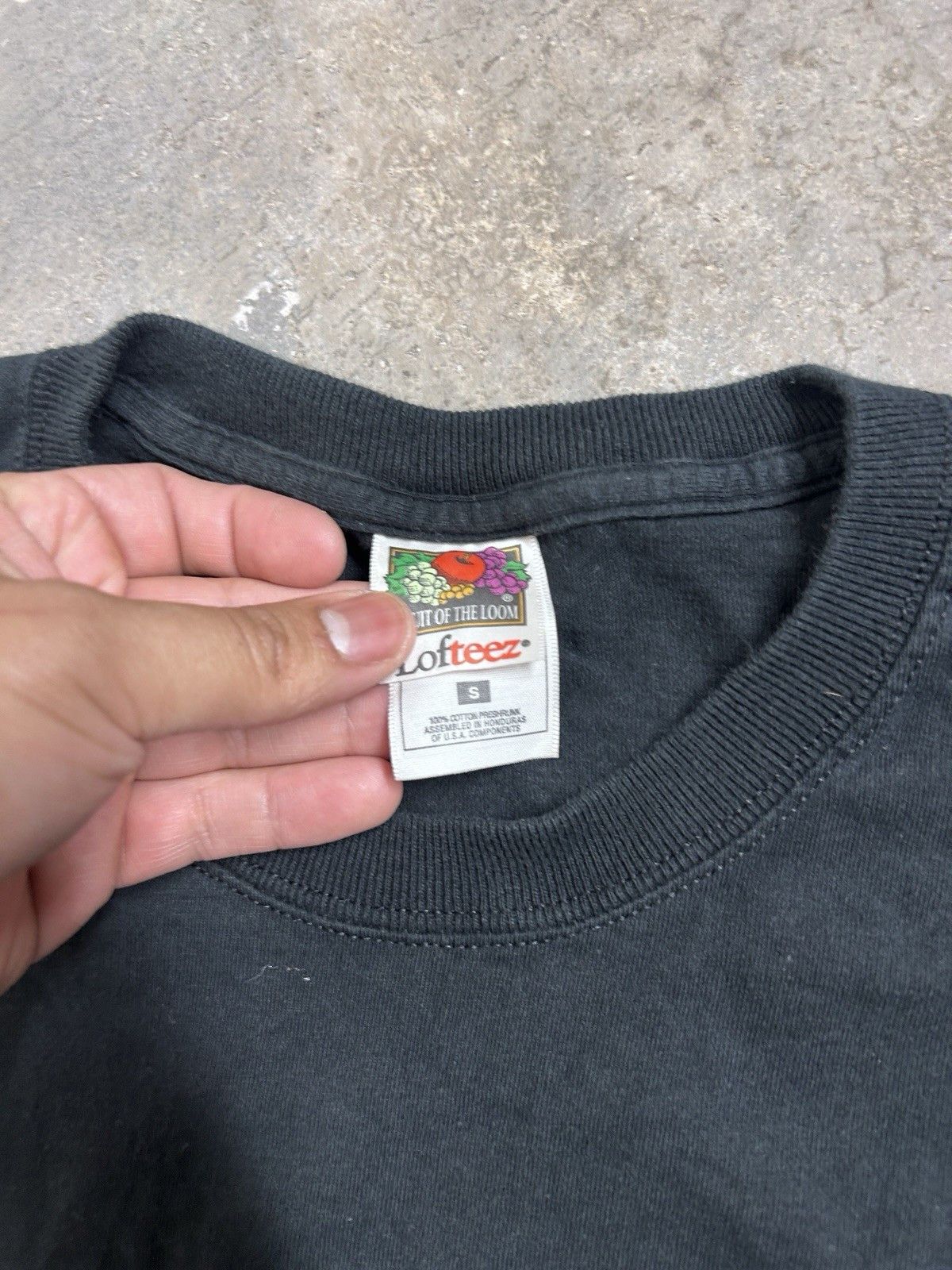 Fruit Of The Loom Vintage Y2K Witch Women In Total Control Humor T-Shirt Size S / US 4 / IT 40 - 2 Thumbnail