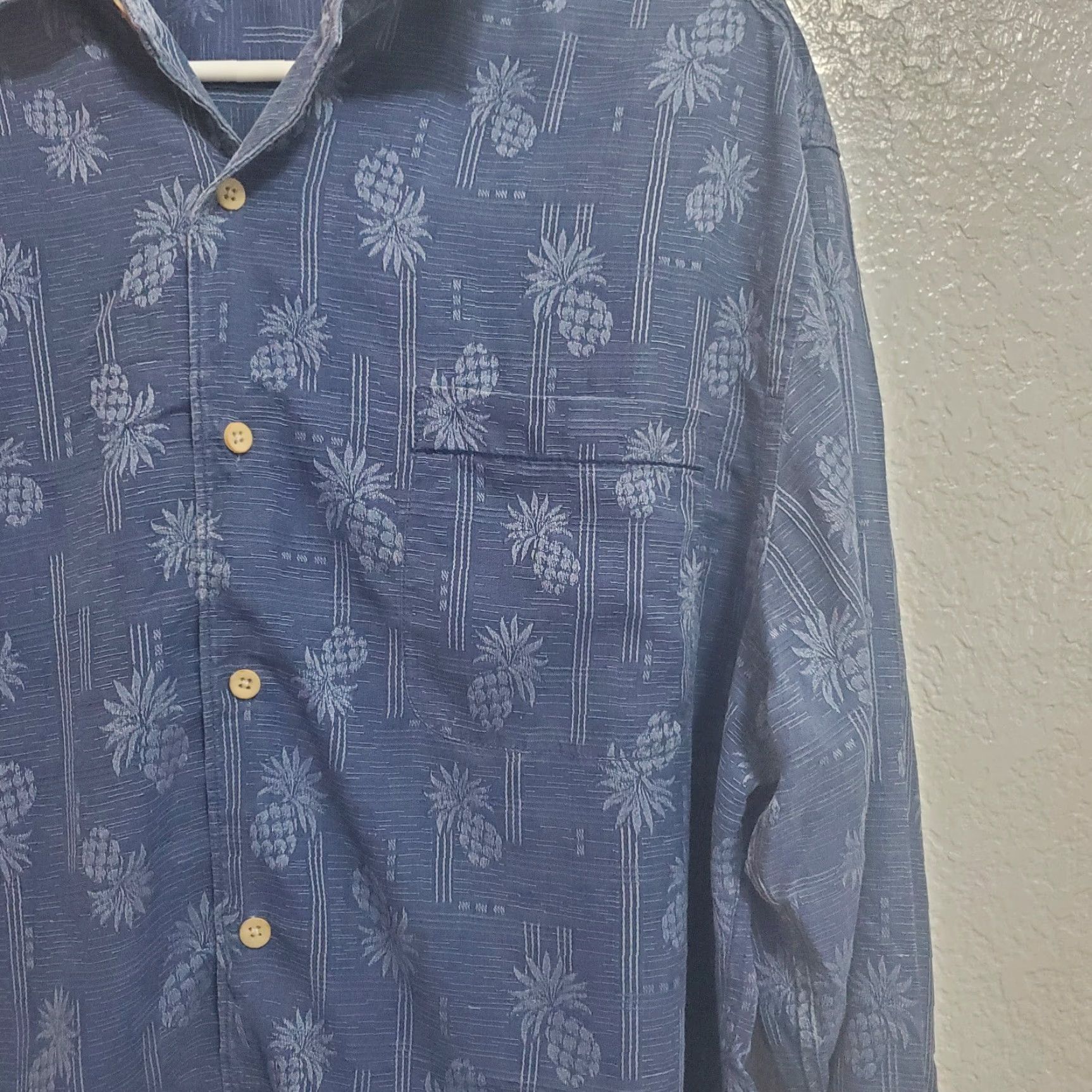 Tommy Bahama Tommy Bahama Silk Shirt Men L Blue Hawaiian Pineapple Long Sleeve Button Up Size US L / EU 52-54 / 3 - 5 Thumbnail