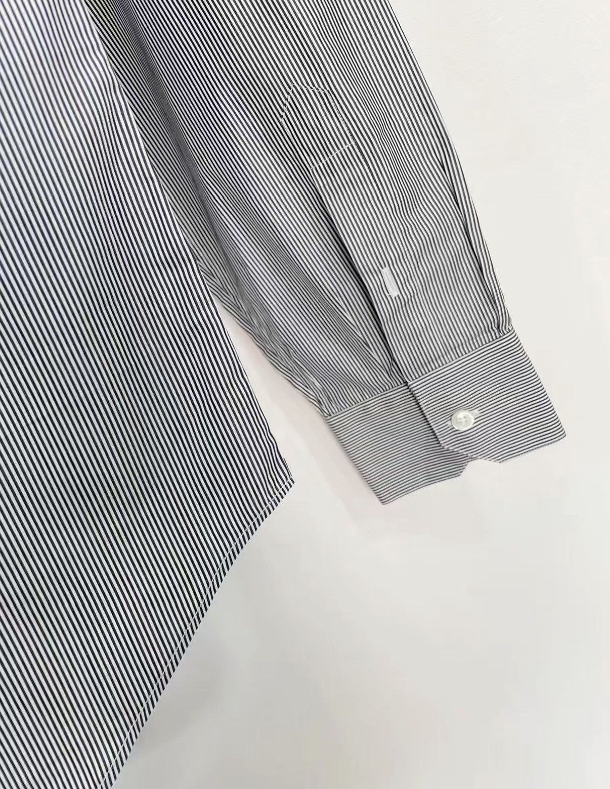 Valentino VALENTINO 100% Cotton Long Sleeve Shirt J30 Size US S / EU 44-46 / 1 - 6 Thumbnail