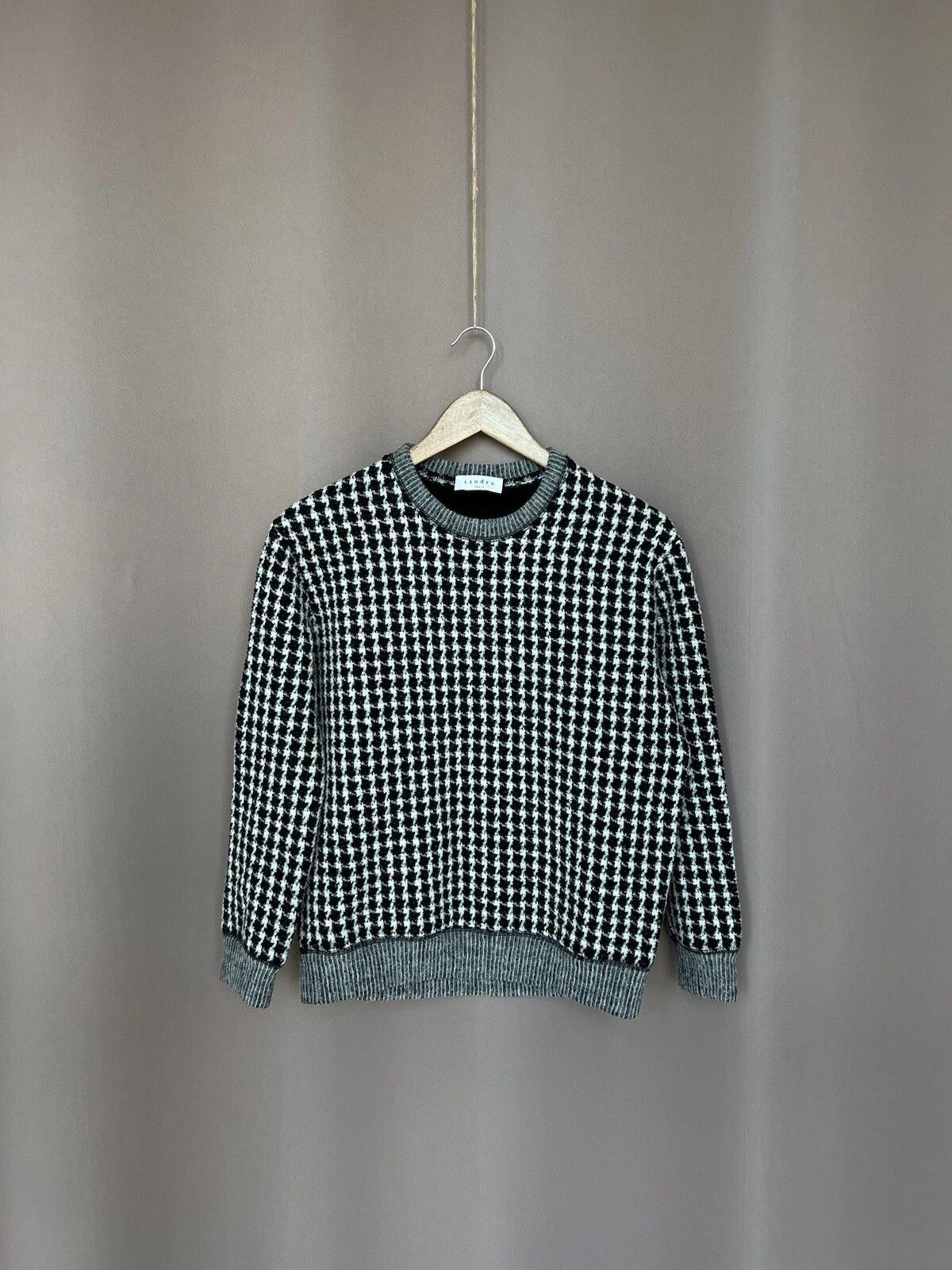 Sandro Sandro Wool Sweater Womens Size 2 or M Crew Neck Jumper Size M / US 6-8 / IT 42-44 - 1 Thumbnail