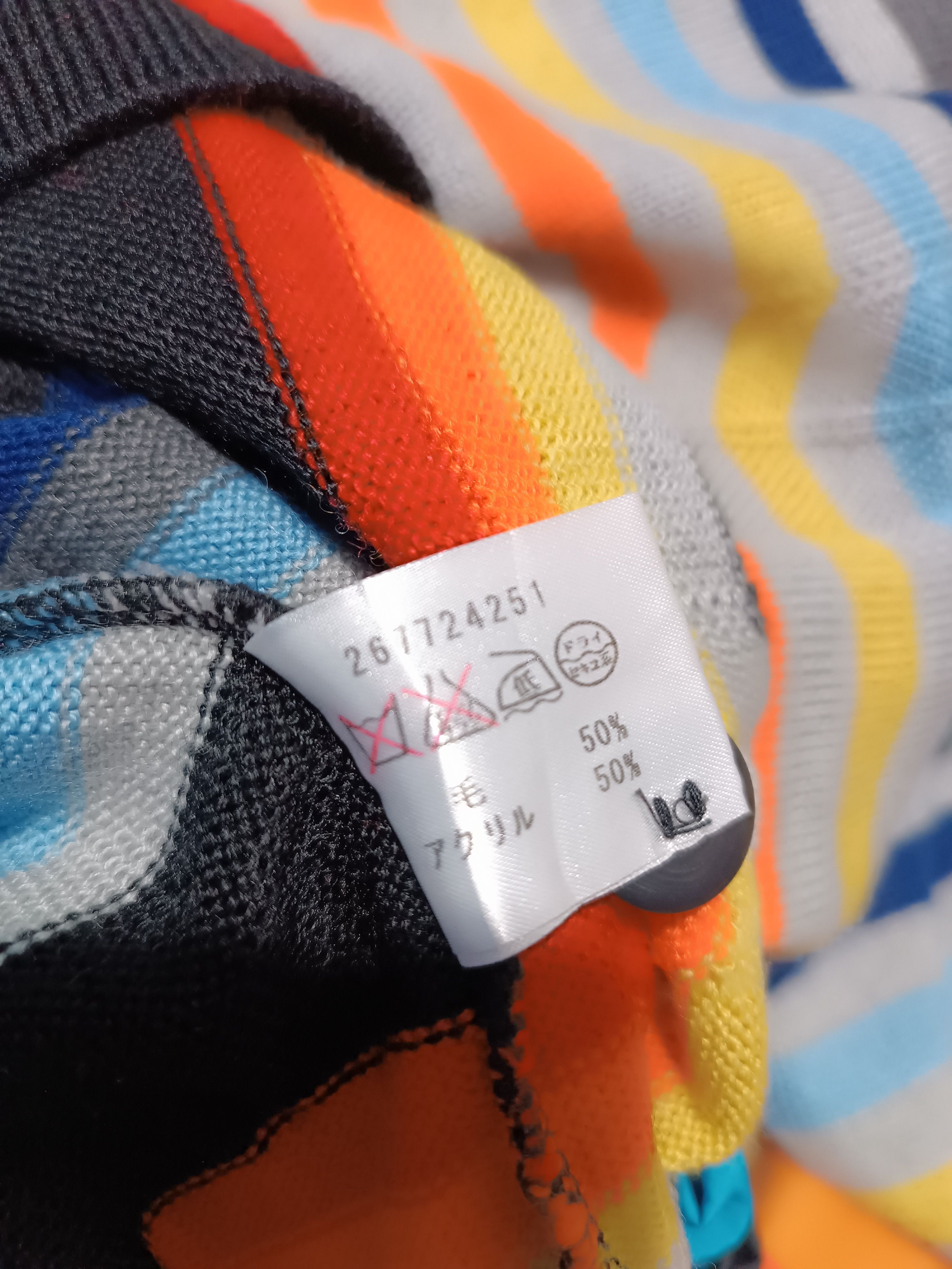 Japanese Brand Vintage Pagelo Rainbow Striped V Neck Knit Sweater Golf Size US M / EU 48-50 / 2 - 6 Thumbnail