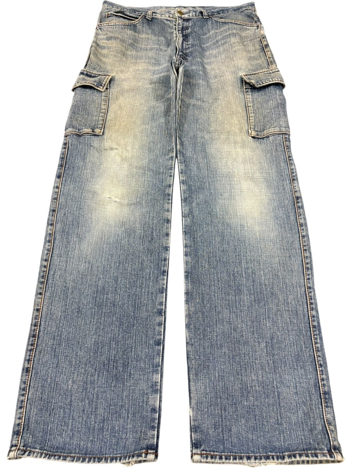 Japanese Brand Vintage Japanese Brand Cargo Distressed Baggy Jeans Size US 34 / EU 50 - 1 Thumbnail