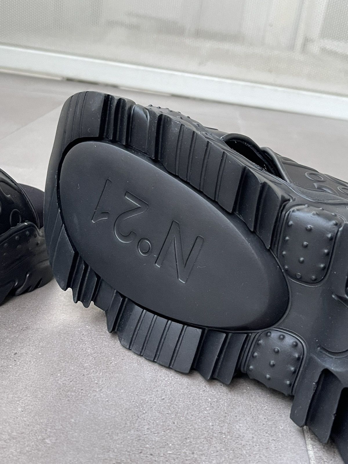 N21 !DS! SS23 N21 Billy Platform Black Slides Size US 9 / EU 42 - 20 Thumbnail