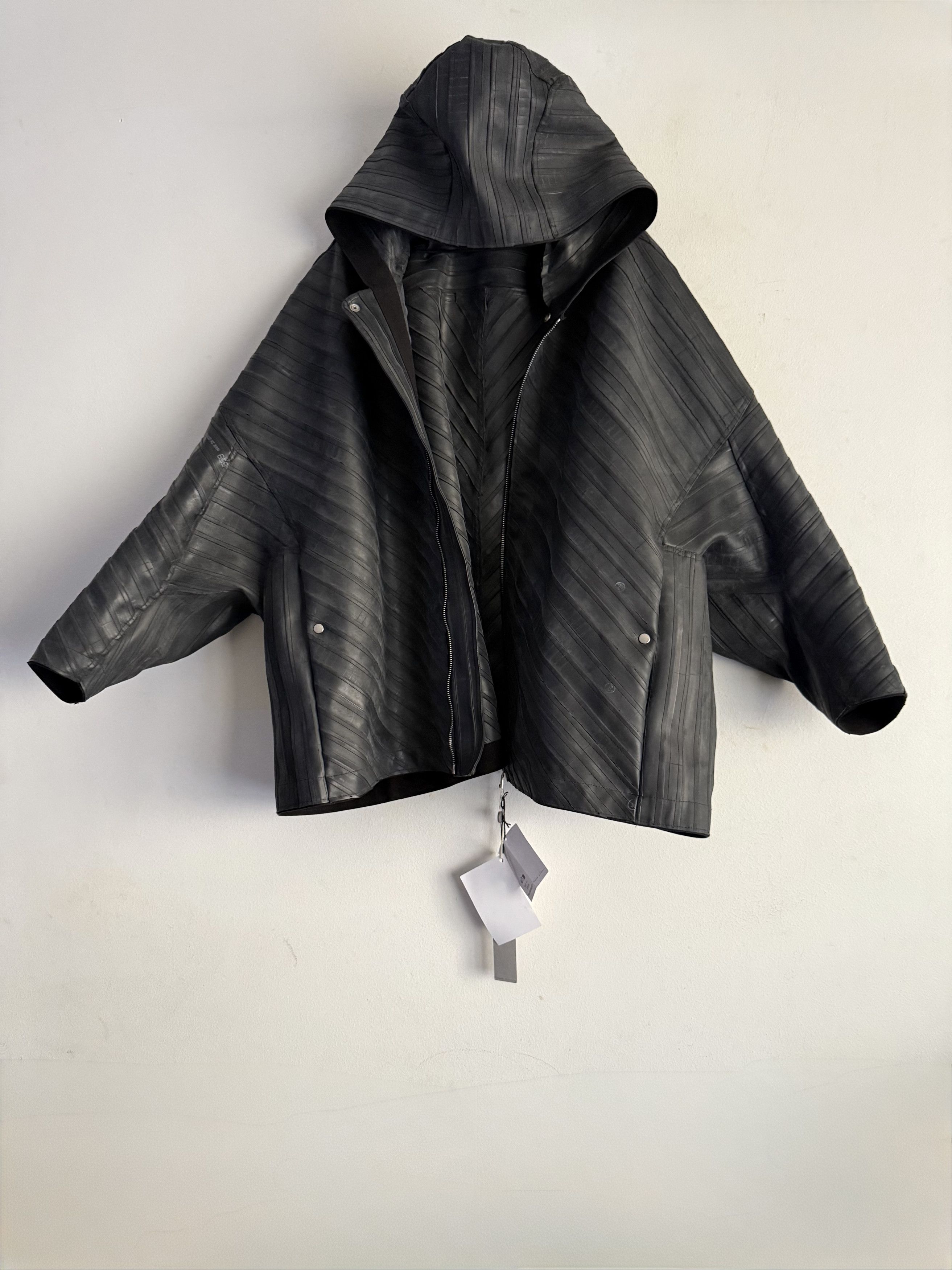 Rick Owens Rare Masterpiece Runway Jumbo Peter Tyre Size US M / EU 48-50 / 2 - 12 Thumbnail
