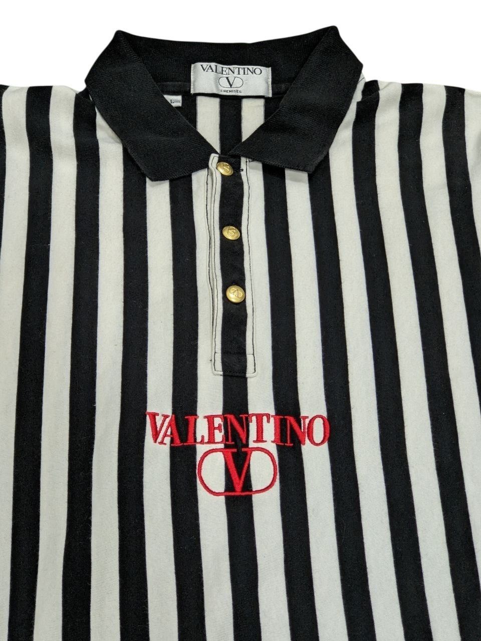 Valentino VALENTINO POLO BLACK WHITE STRIPE WITH ENGRAVED BUTTON UP Size US M / EU 48-50 / 2 - 4 Thumbnail
