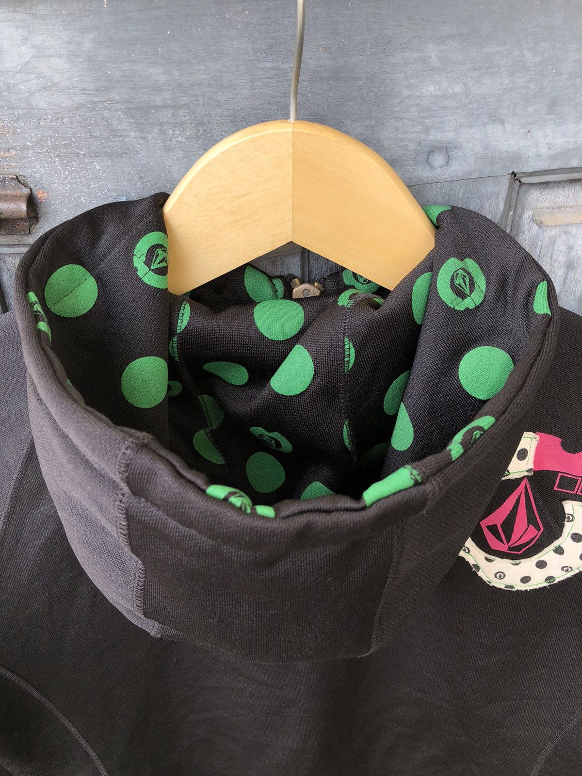 Volcom Vintage Volcom Hoodie Patchwork Logo V Line Science OSFA Size ONE SIZE - 12 Thumbnail