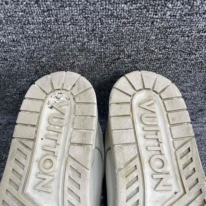 Louis Vuitton Louis Vuitton Trainer Casual Sneakers for Men -2508 Size US 8 / EU 41 - 8 Thumbnail