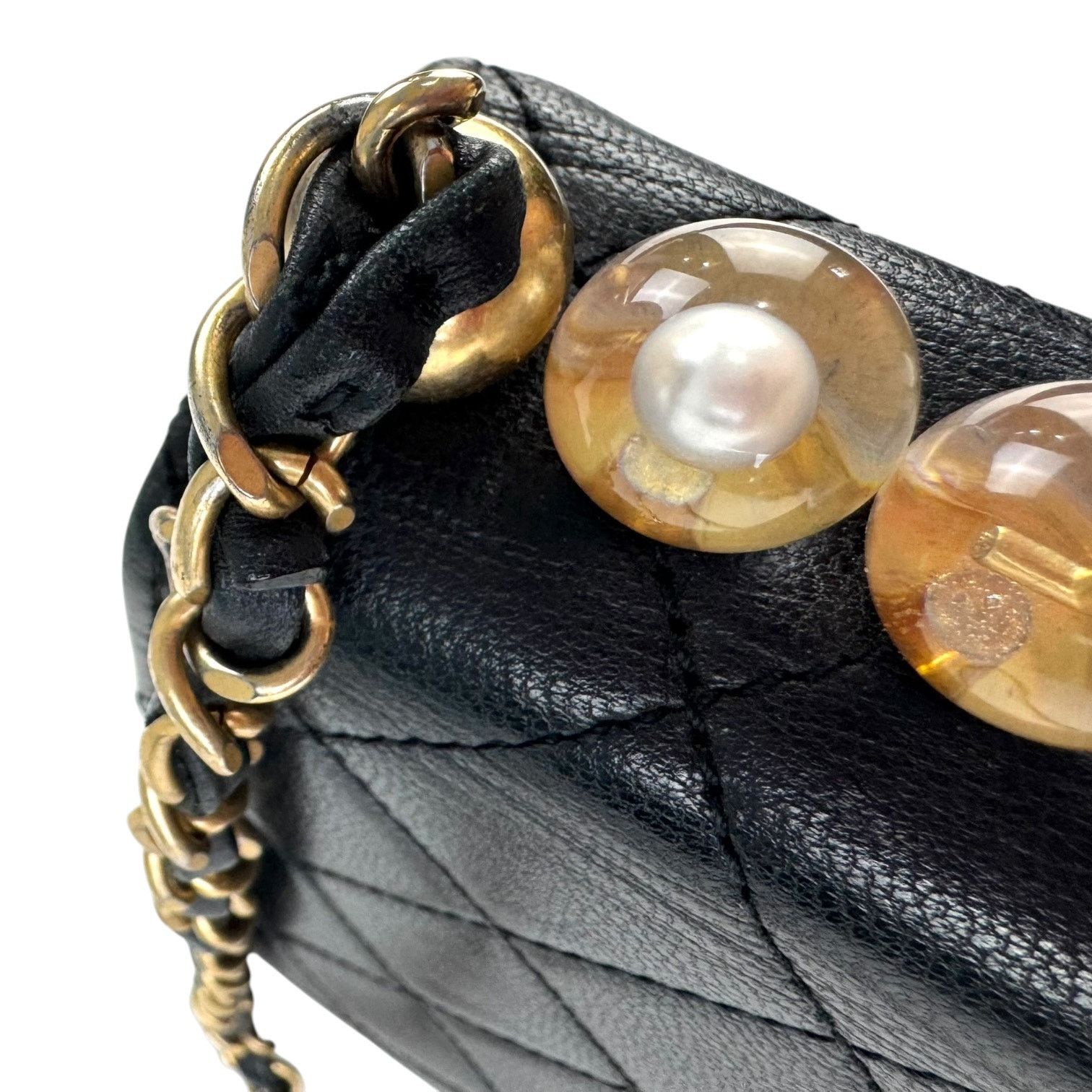 Chanel Chanel Chic Faux Pearl Mattelasse Flap Bag Size ONE SIZE - 16 Thumbnail