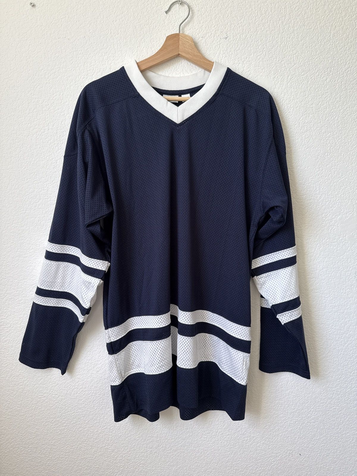 Undefeated Undefeated Vintage Long-sleeve Jersey Size US M / EU 48-50 / 2 - 1 Thumbnail