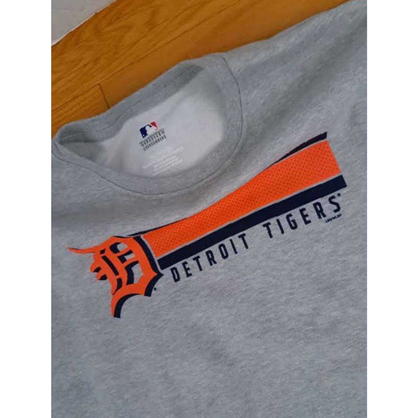 MLB MLB Dertoit Tigers Sweatshirt Printed Gray XL Pullover Baseball Unisex Adults Size XL Size US XL / EU 56 / 4 - 2 Thumbnail