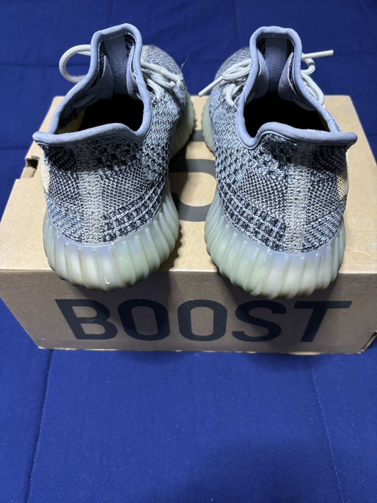 Adidas Adidas Yeezy Boost 350 V2 Ash Blue 2021 Size 8 Size US 8 / EU 41 - 4 Thumbnail