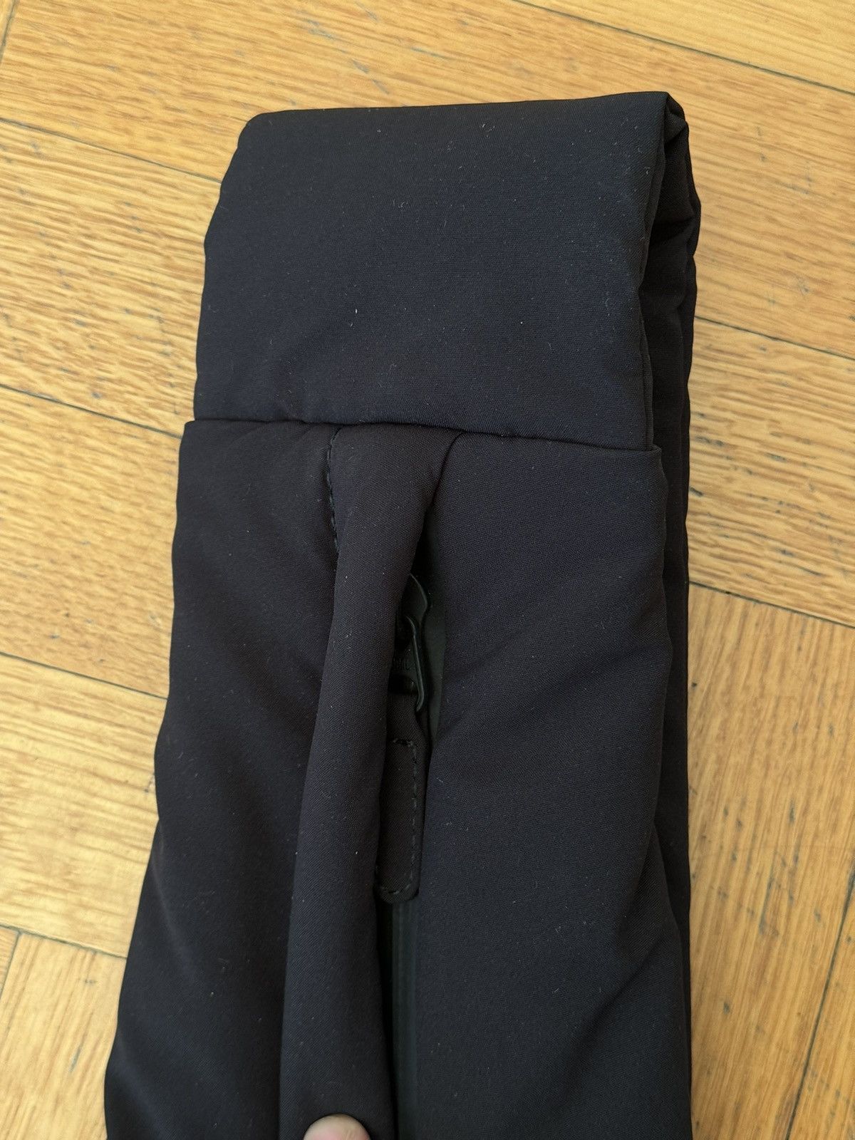 Gap × Yeezy YEEZY X GAP black snake bag engineered by Balenciaga Size ONE SIZE - 6 Thumbnail
