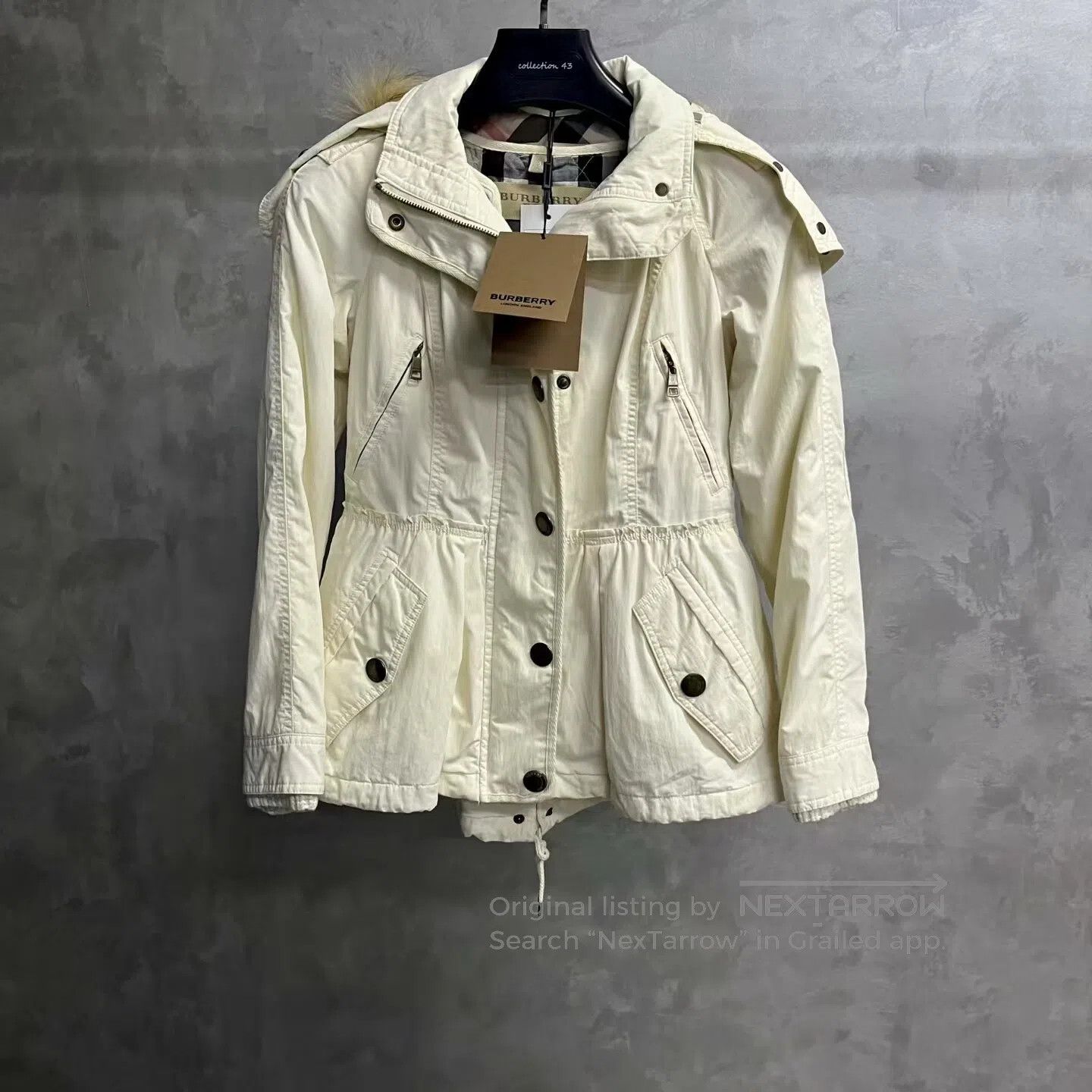 Burberry Burberry Short casual jacket coat| Size US XL / EU 56 / 4 - 1 Thumbnail