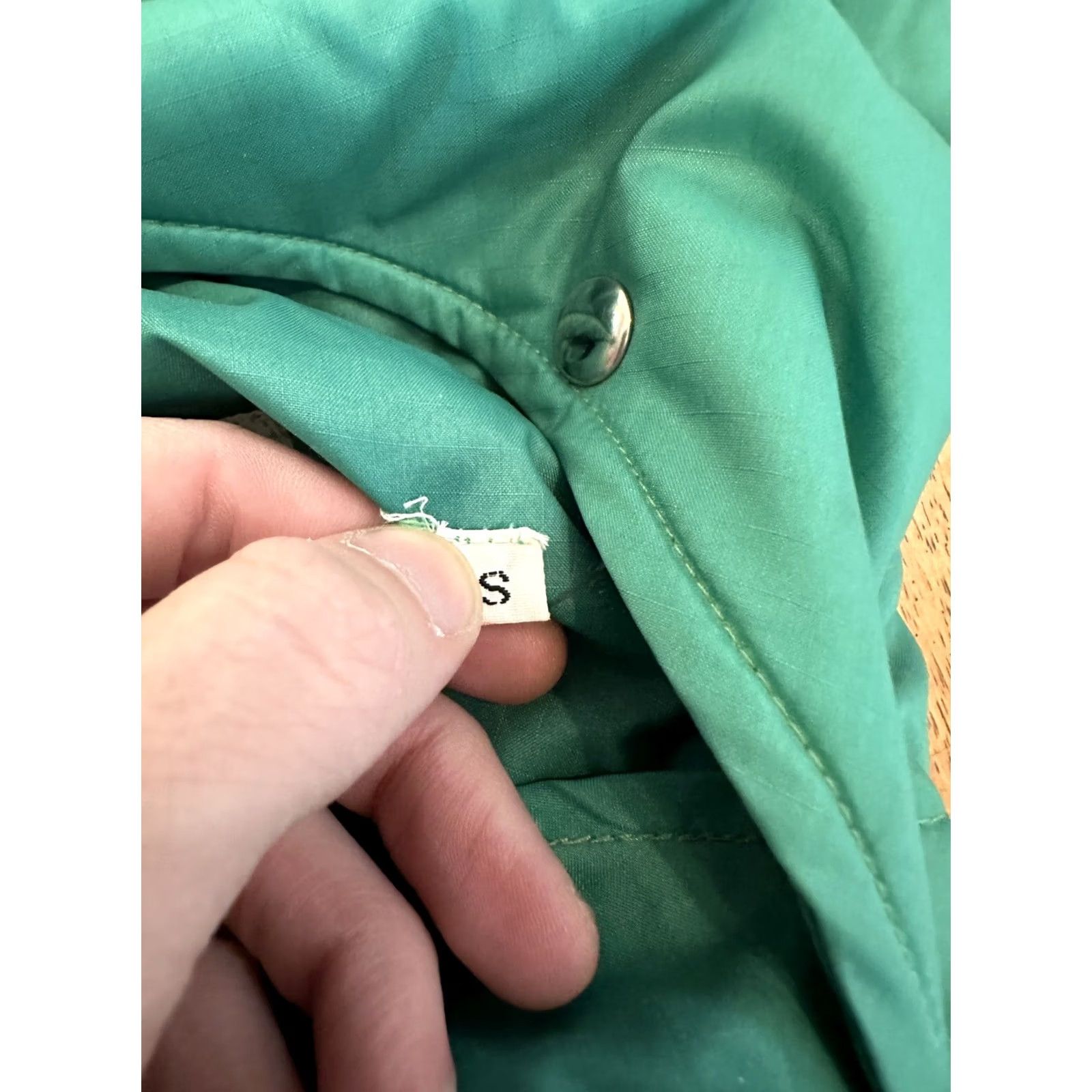 Vintage VINTAGE Down Filled Puffer Vest Reversible Green Blue Small 80s Men Size US S / EU 44-46 / 1 - 7 Thumbnail