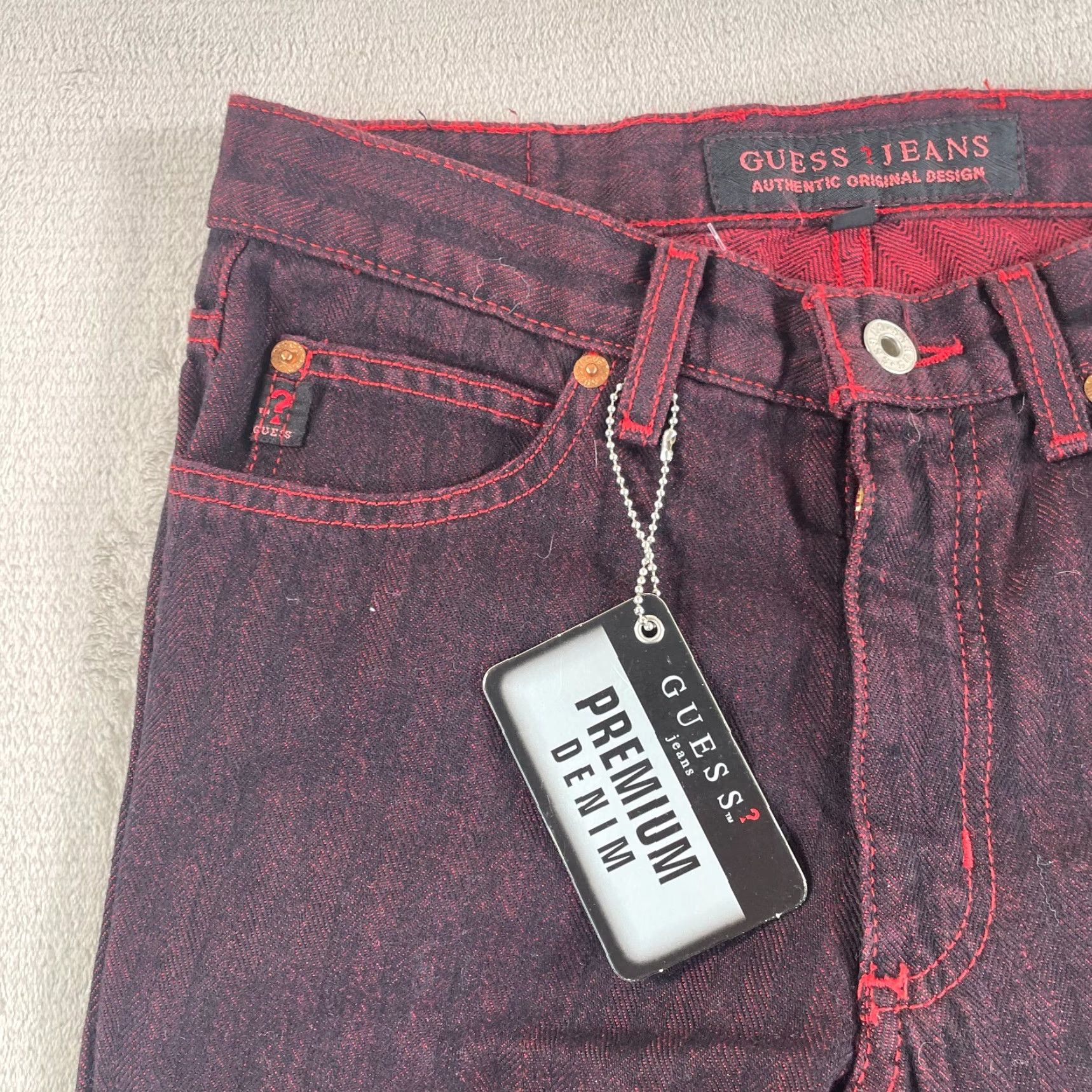 Guess VINTAGE GUESS USA Jeans Women 27x31 Red Black Striped Premium DeadStock NWT Jeans Women 27x31 Red Black Striped Premium DeadStock NWT Size 27" / US 4 / IT 40 - 3 Thumbnail
