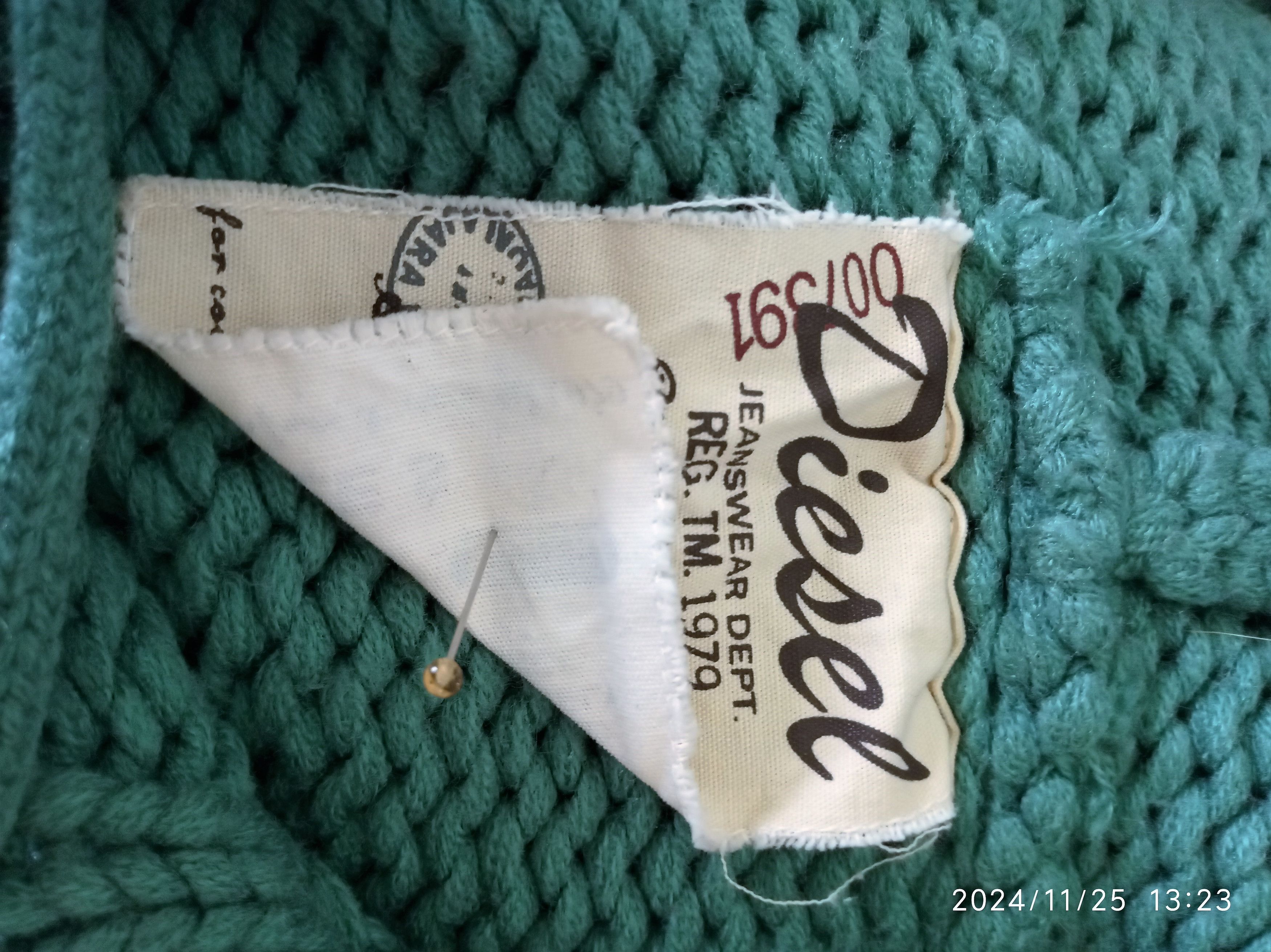Diesel × Vintage Diesel vintage kangaroo sweater Size XS / US 0-2 / IT 36-38 - 8 Thumbnail