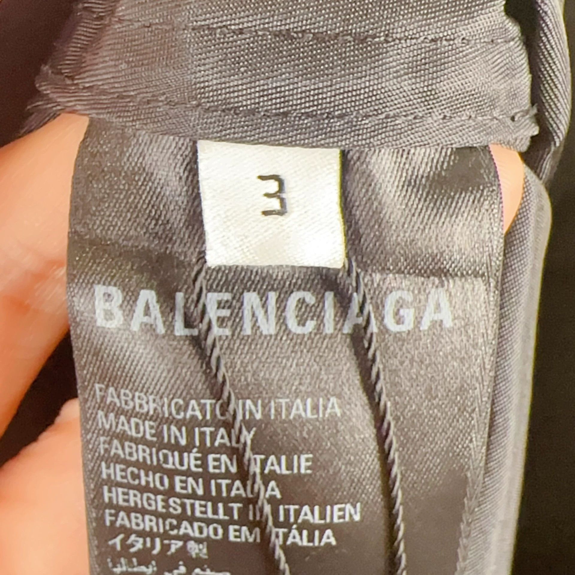 Balenciaga Balenciaga Waterproof Hooded Jacket Size 3 Size US L / EU 52-54 / 3 - 4 Thumbnail