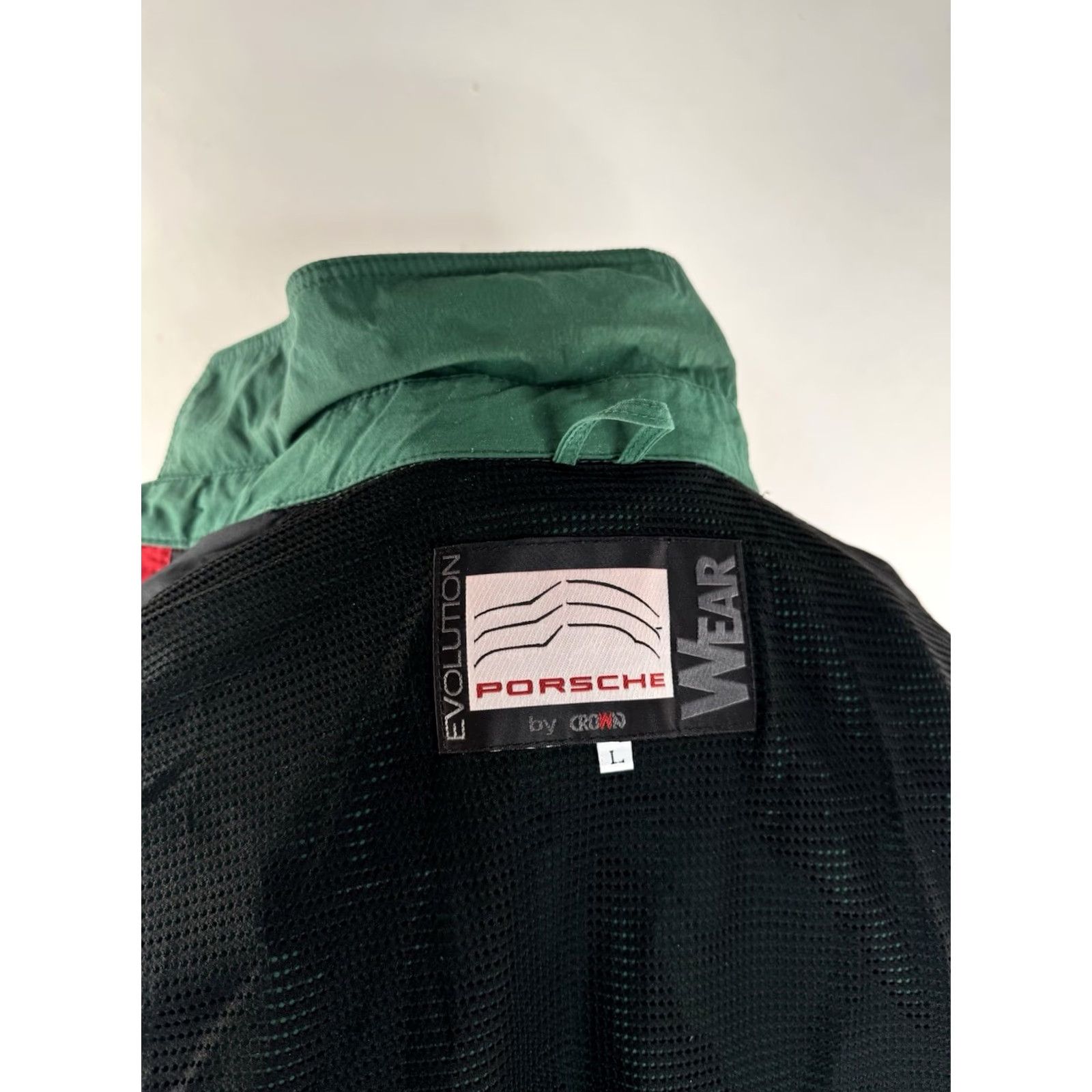 Vintage PORSCHE Evolution Crown Embroidered Vintage Mens L Jacket Green Size L Jacket Mens Vintage Embroidered Porsche Evolution Crown Size US L / EU 52-54 / 3 - 7 Thumbnail